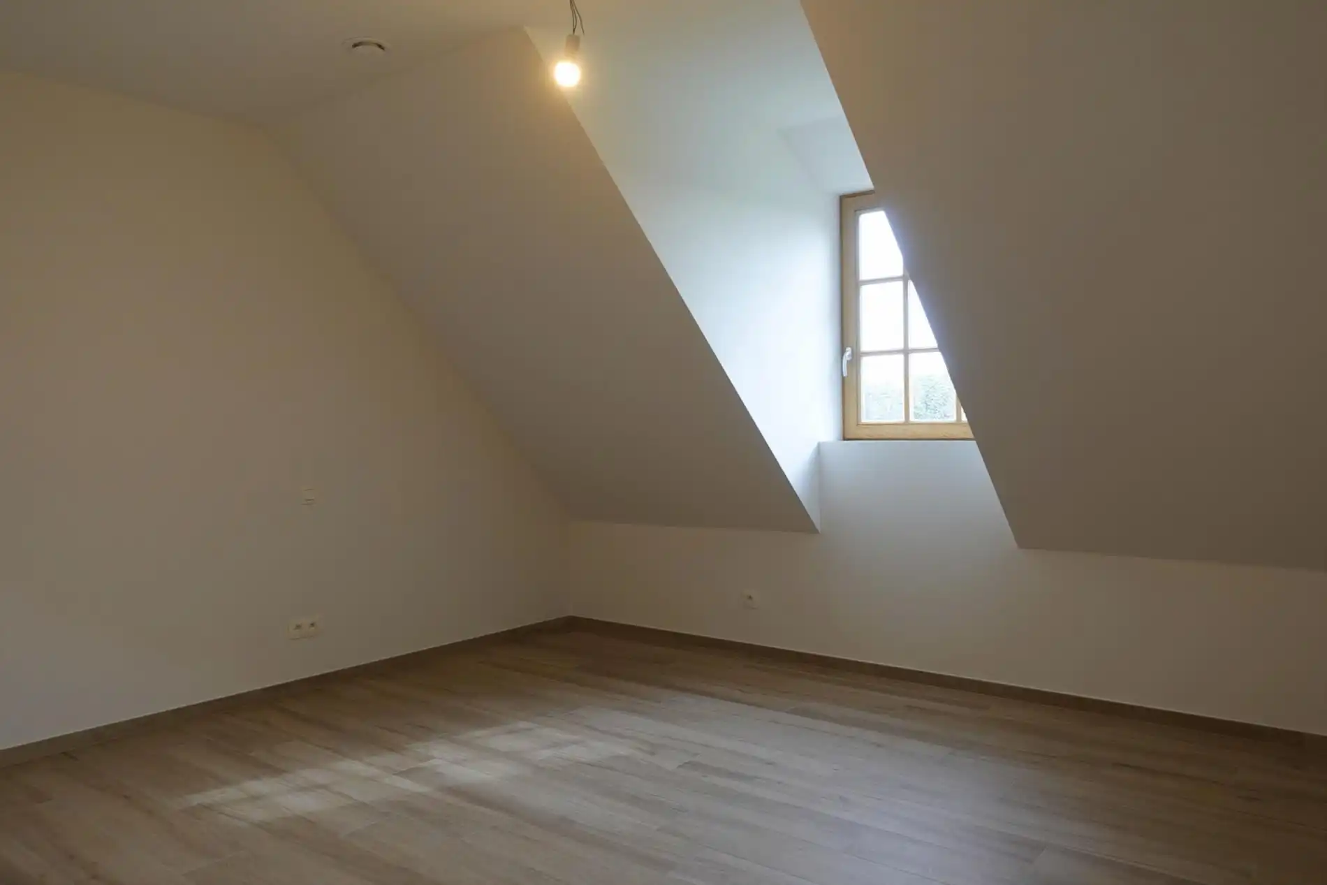 Prachtige villa met ruime tuin, landelijk uitzicht en uitgebreid beveiligingssysteem foto 21