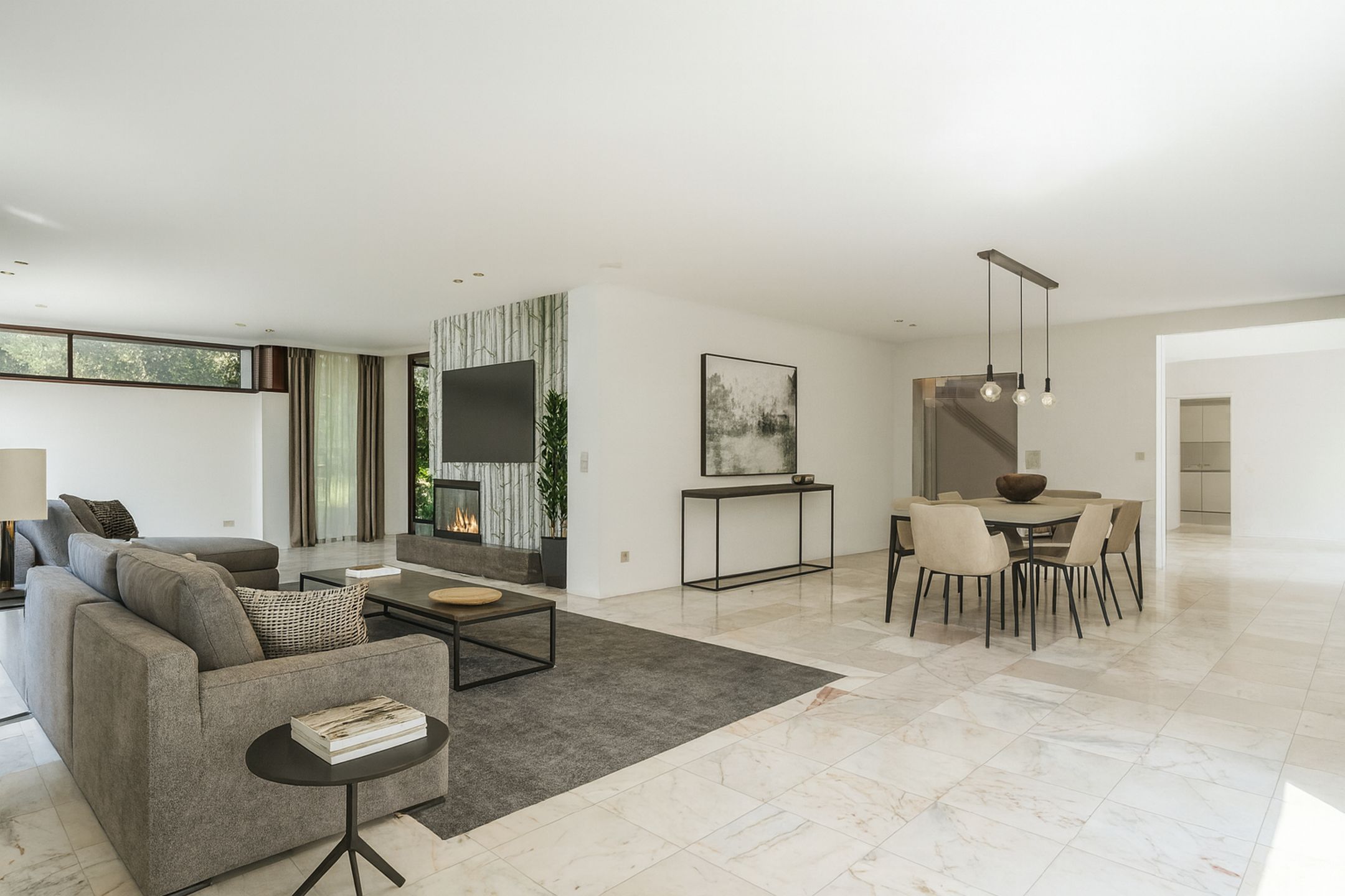 Ruime architectenvilla met 8 slpk's op 1.832 m² te Vosselaar foto 8