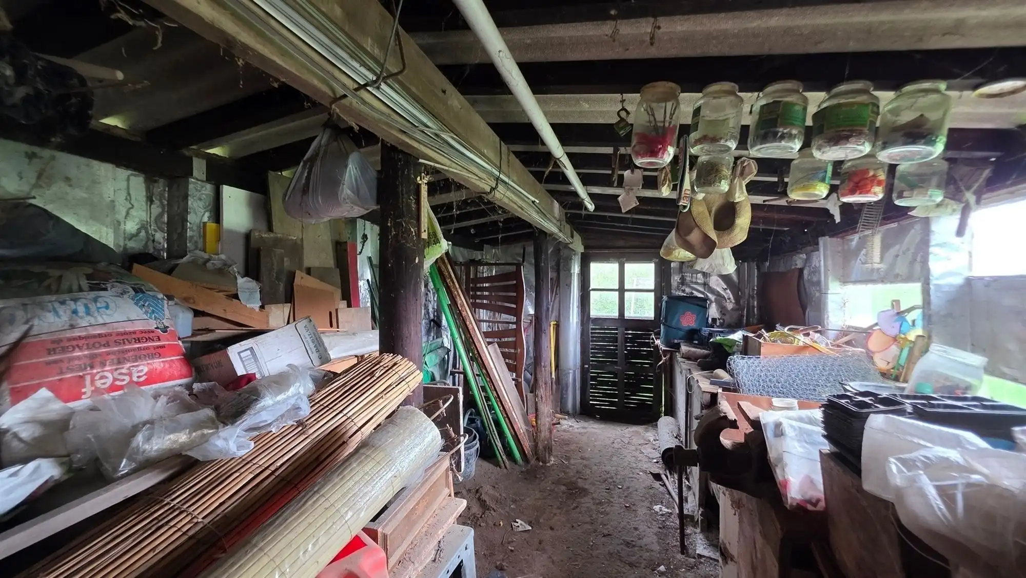 Te renoveren woonhuis met tal van mogelijkheden foto 19