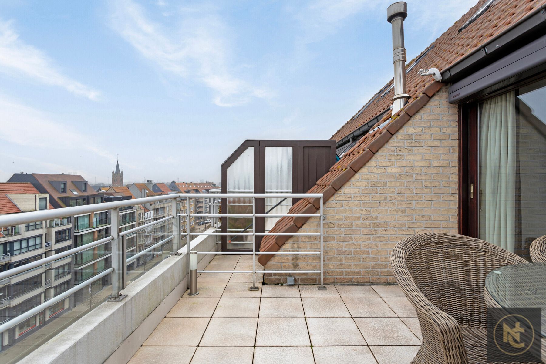 Stijlvol dakappartement met 1 slaapkamer en autostaanplaats foto 17