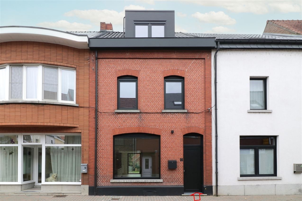 Hoogwaardig gerenoveerde stadswoning met 3slk en tuintje foto 4