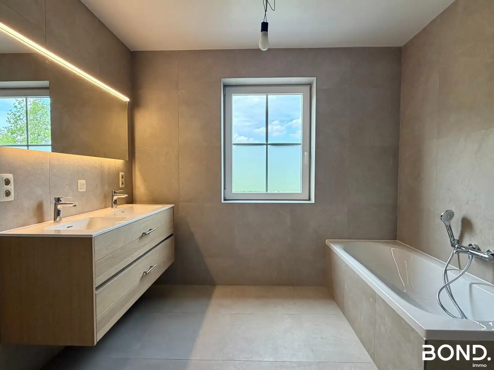Prachtige nieuwbouw woning met vier slaapkamers te Tildonk! foto 14