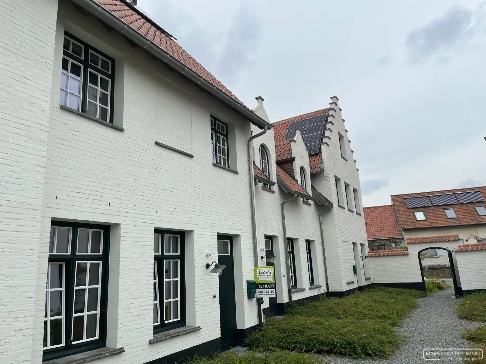 Ruime nieuwbouwwoning te huur in centrum Otegem foto 15
