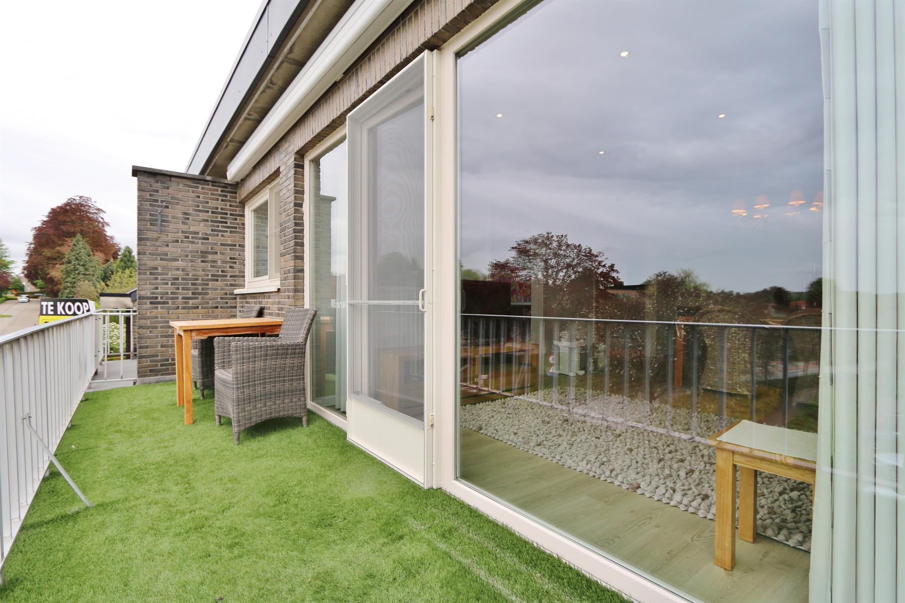 App 2 slk - terras - garage - kelder - centrum foto 15