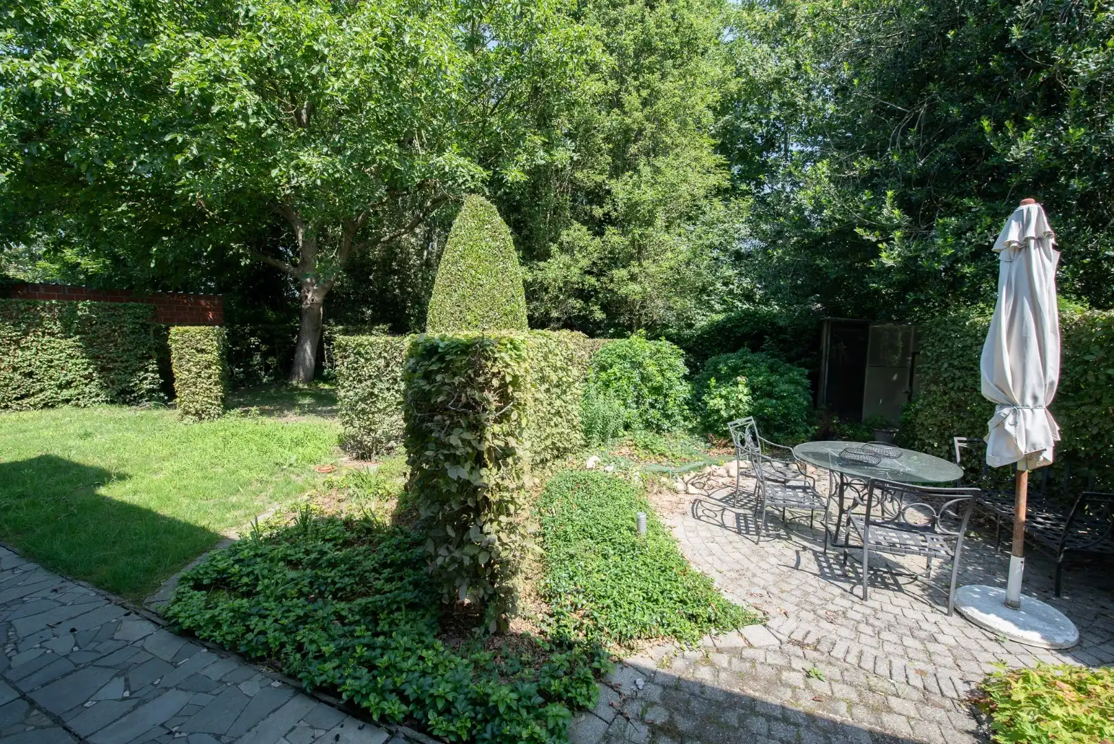 TE KOOP te Waregem: Ruime open bebouwing op 549m² met zeer gunstige ligging (SEV). foto 16