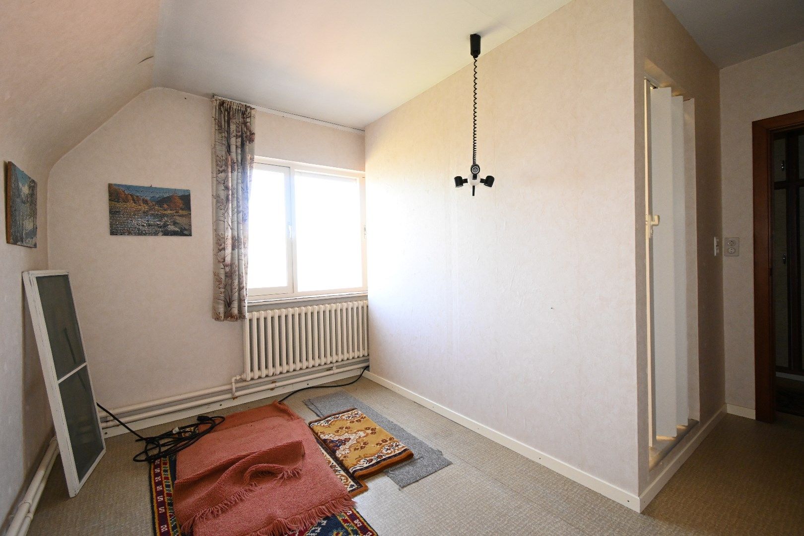 Alleenstaande woning met garage en tuin  foto 17