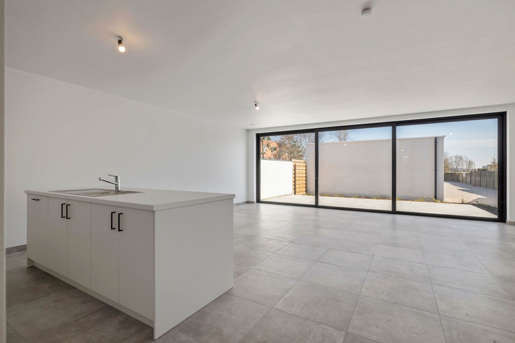 Gelijkvloers nieuwbouwappartement met ruim terras. foto 17