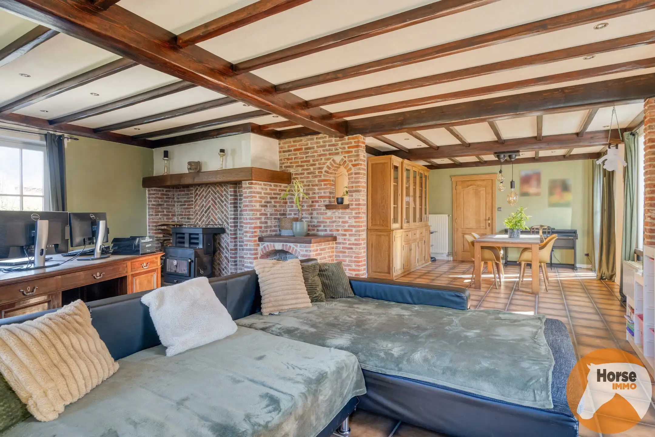 LOKEREN - Ruime woning met veel  mogelijkheden foto 4