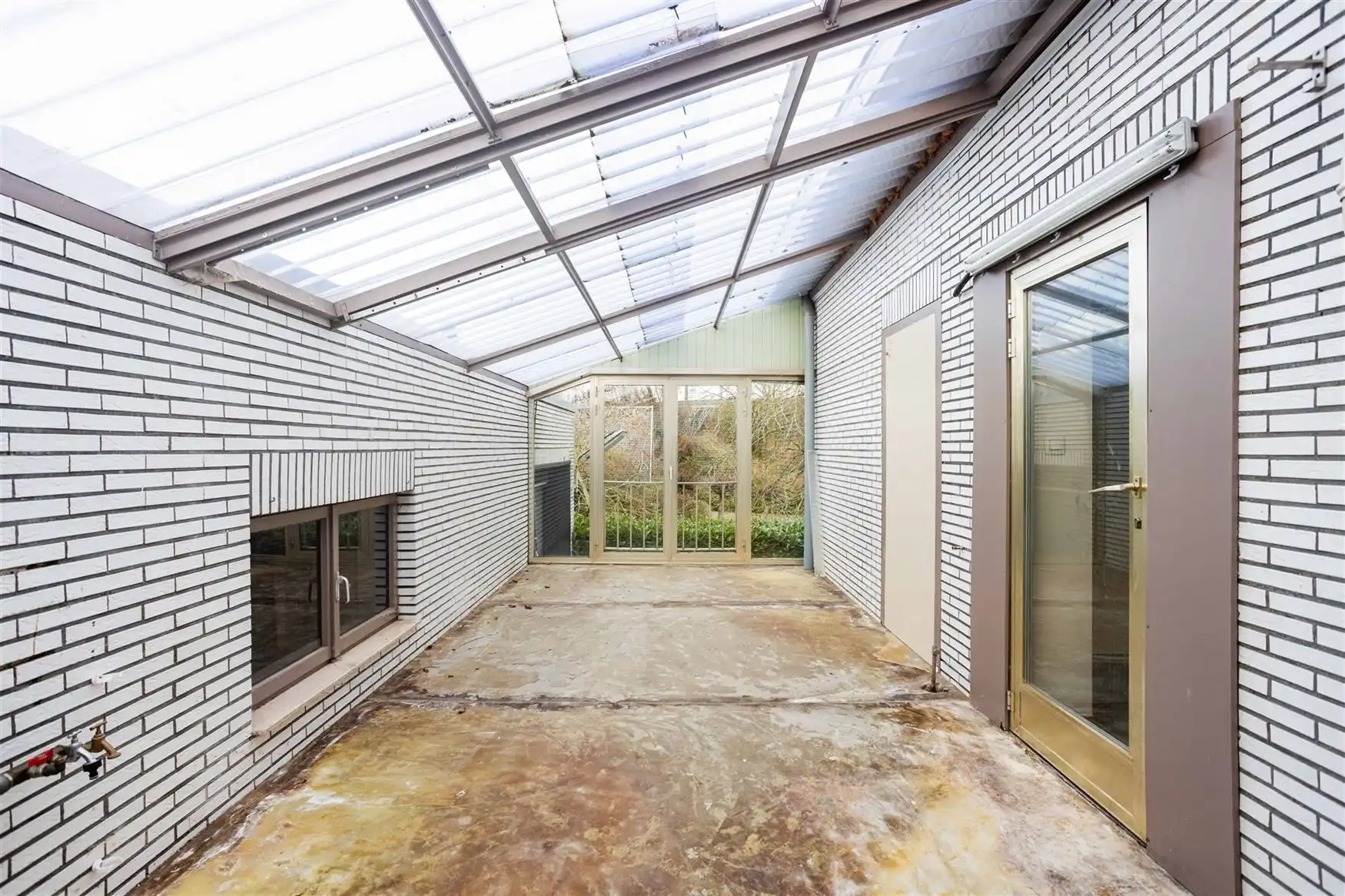 Commercieel gelijkvloers met duplex en loods van ca. 240m² foto 20