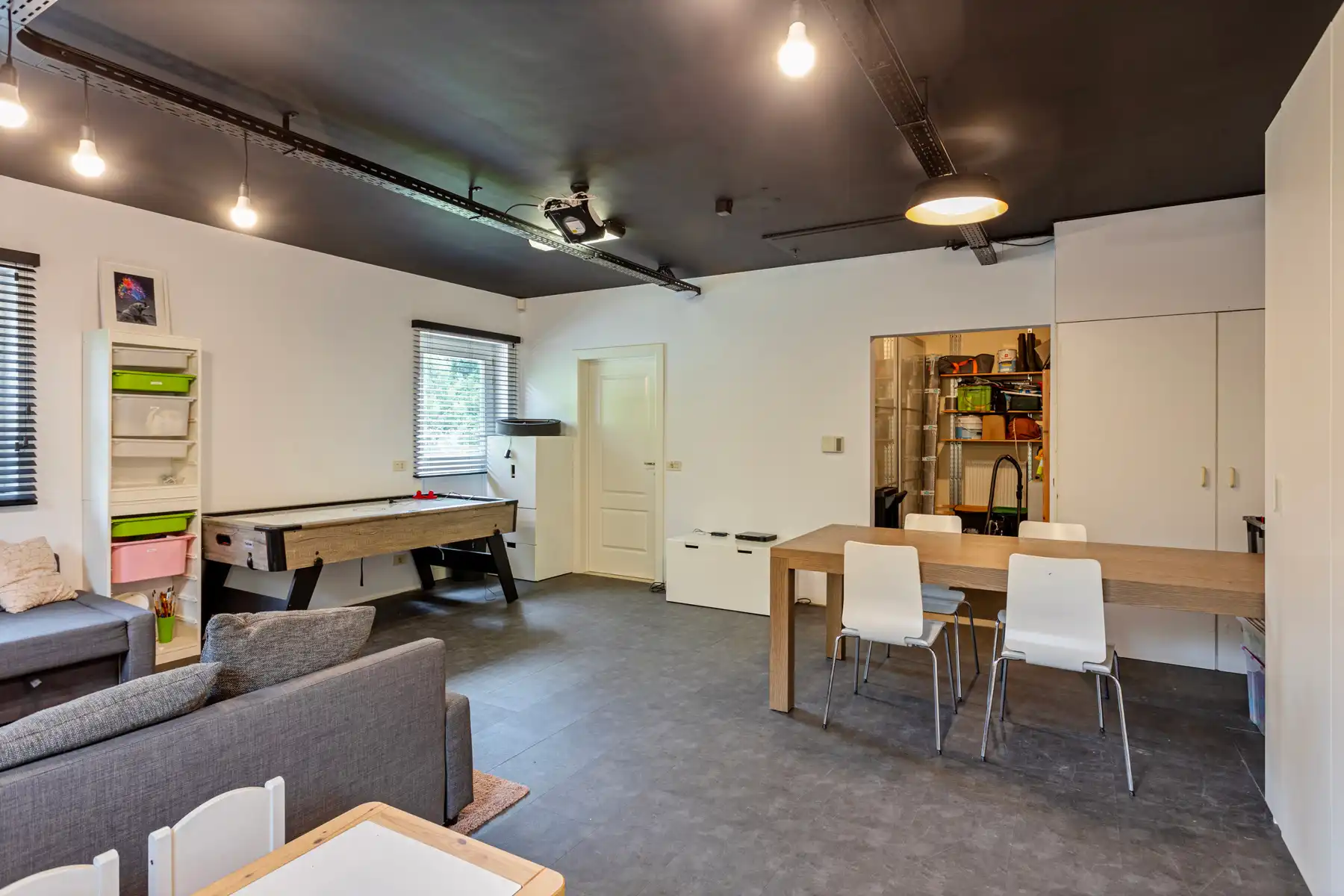 Grotendeels gerenoveerde villa in “De Lint” foto 19