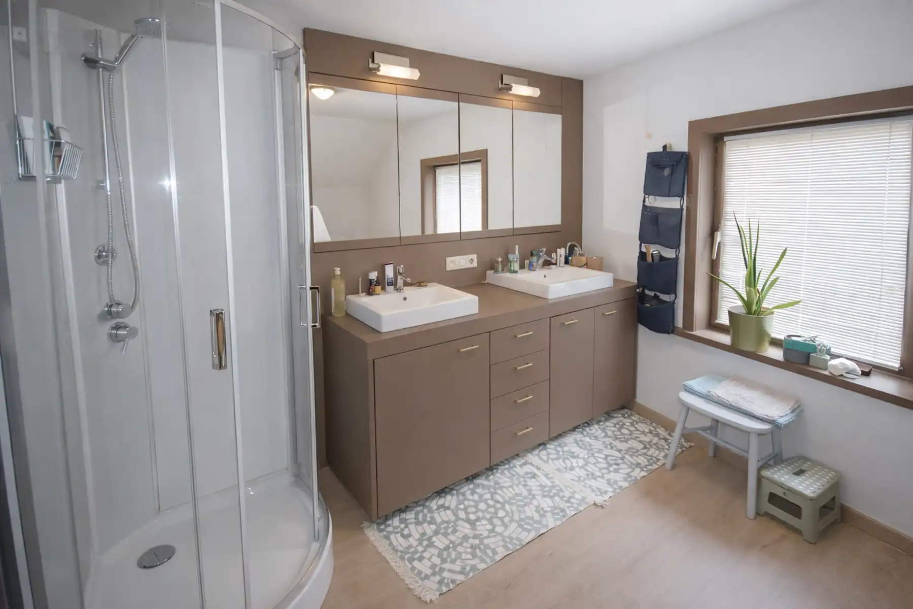 Gezinswoning centrum Oostkamp foto 7