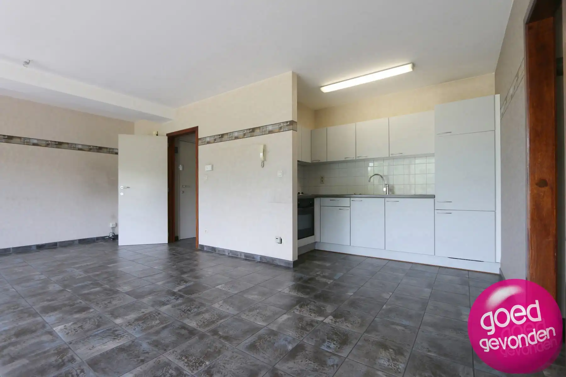 APP - 2 SLK - PARKING - KELDER - UITSTEKENDE LIGGING foto 5