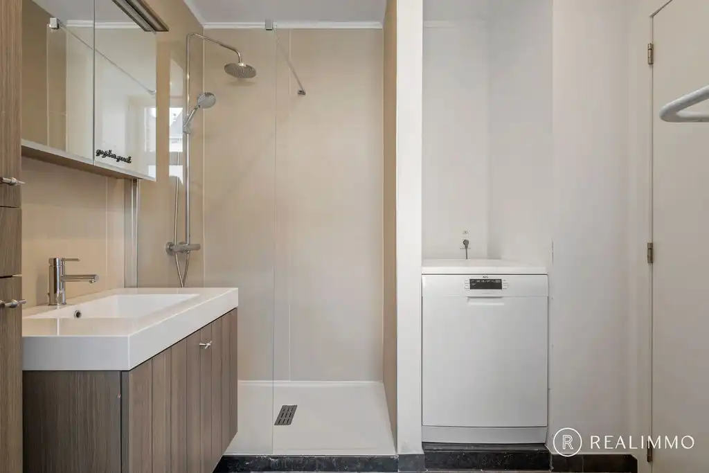 Instapklare woning met tuin en 2 slaapkamers foto 7