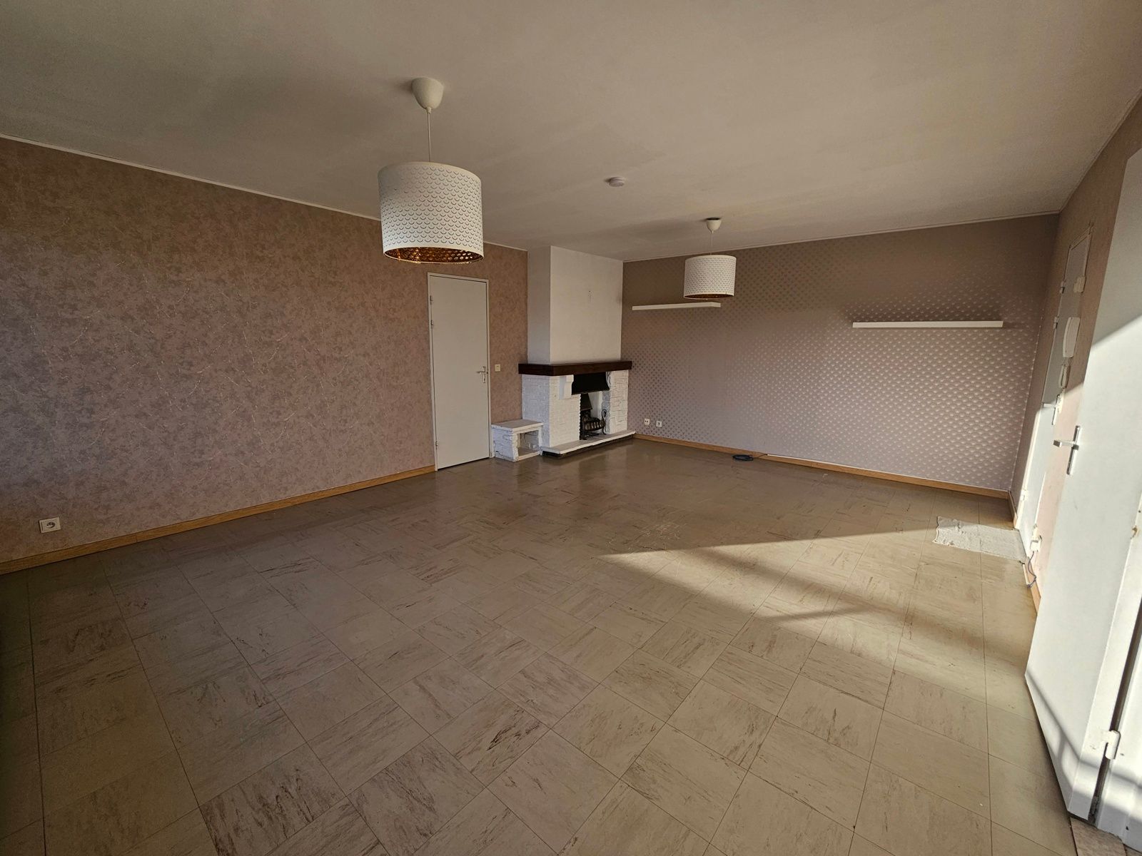 Goed gelegen appartement met 3 slaapkamers en staanplaats foto 3