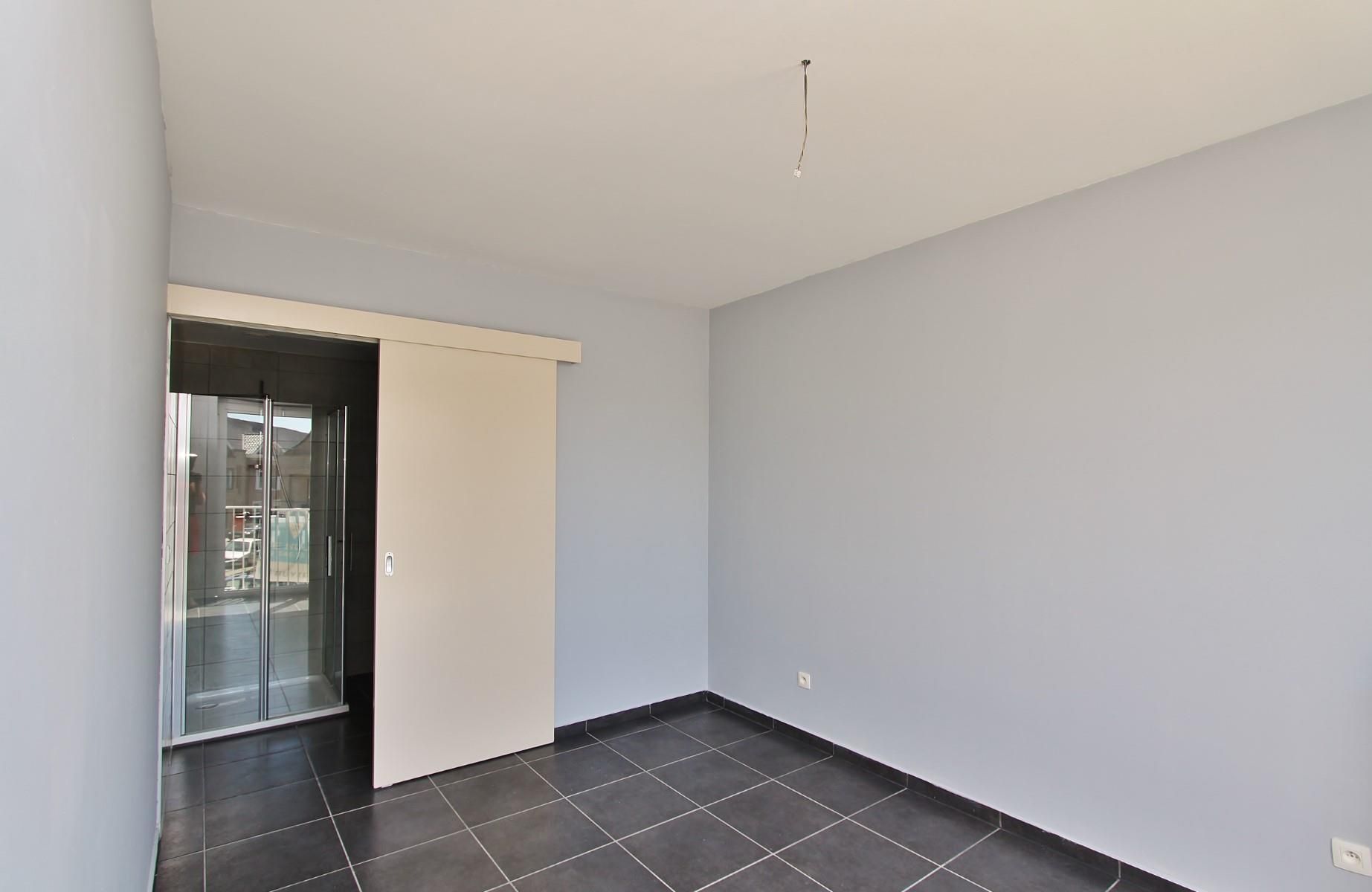 Recent, goed gelegen appartement  foto 4