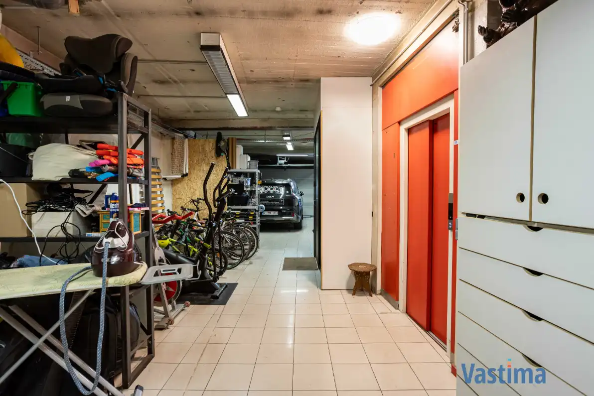 Unieke stadswoning met lift en garage in hartje Aalst foto 2