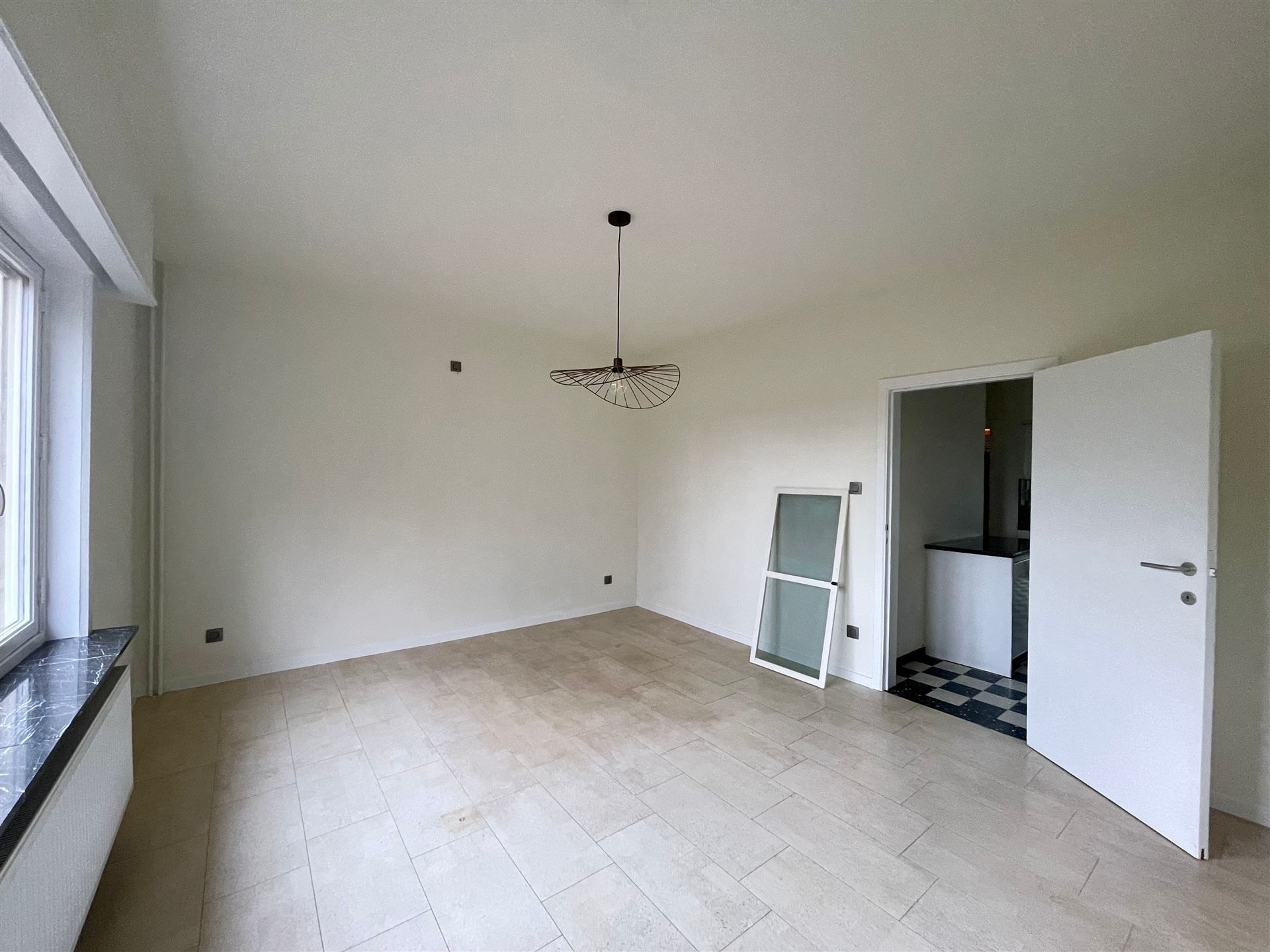 Gelijkvloerse woning foto 8