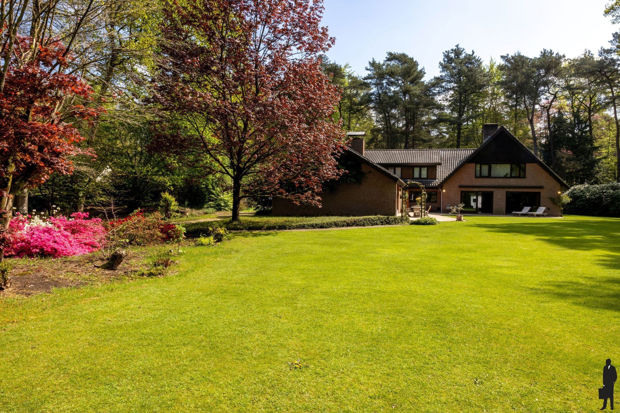 Seventiesvilla op toplocatie! foto 15