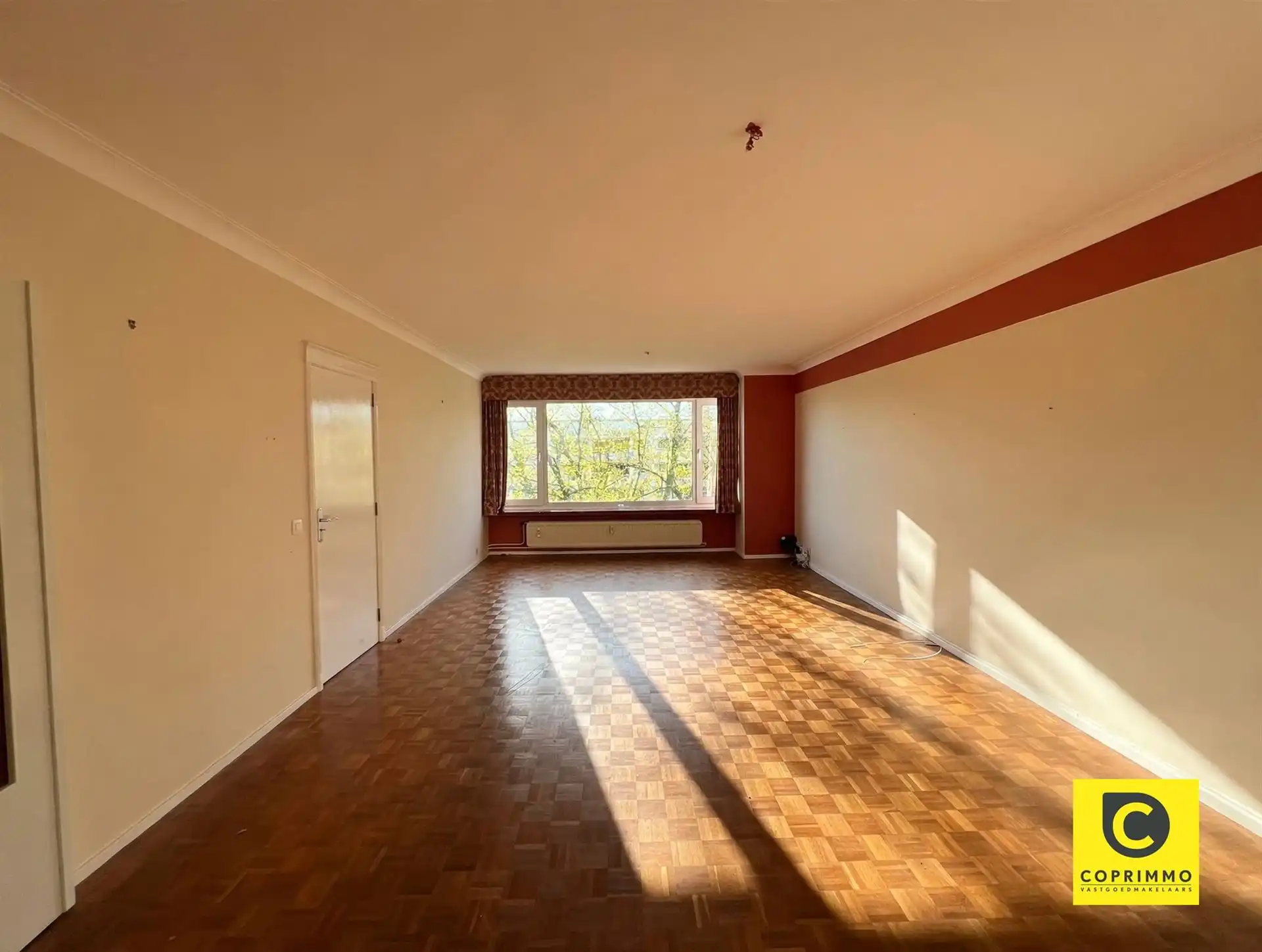 Ruim 3 slk appartement met terras te Berchem!  foto 5