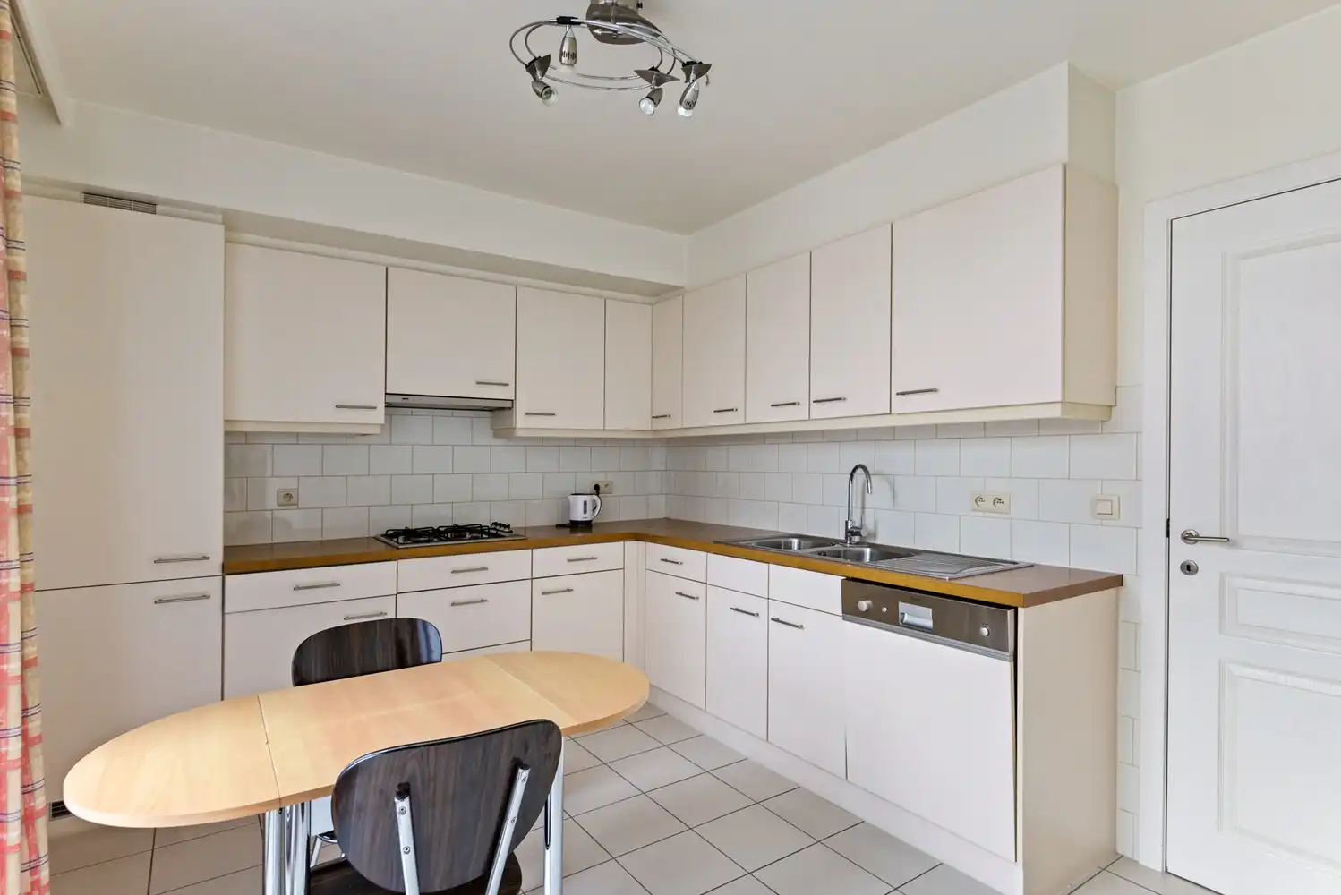 Leuk appartement met 2 slaapkamers en 2 ruime terrassen te Lint foto 9