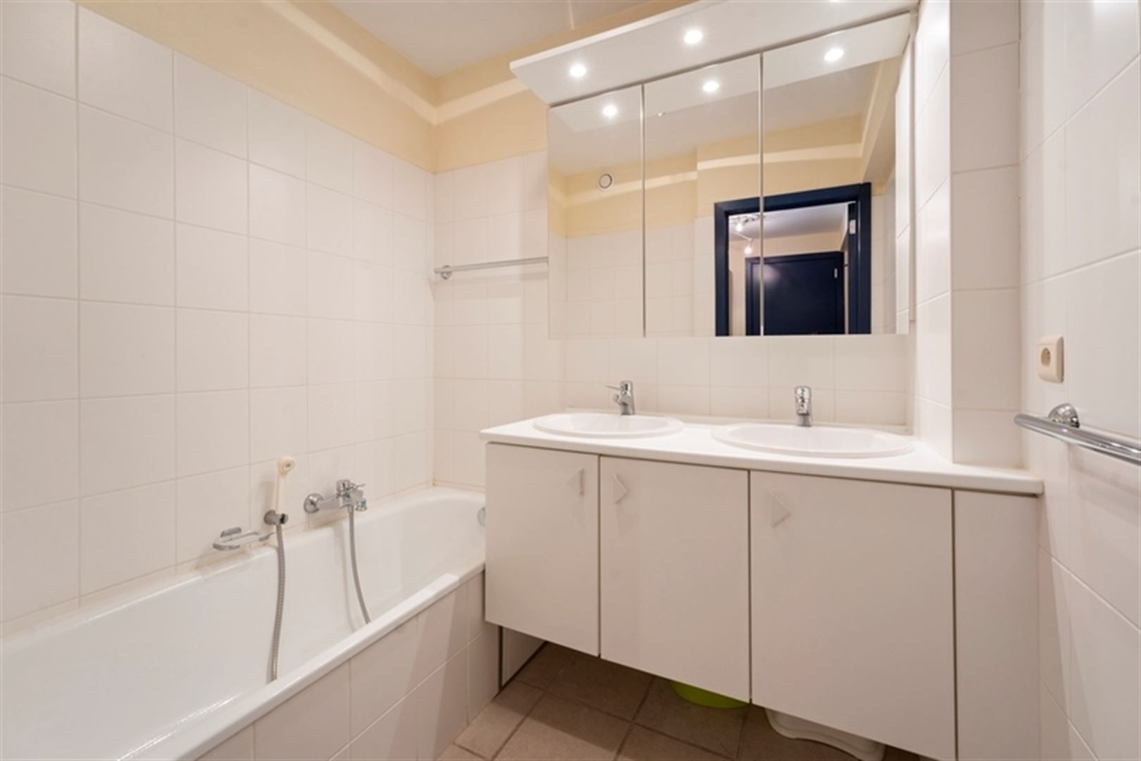 Prachtig appartement met 3 slaapkamers op de Zeedijk foto 15