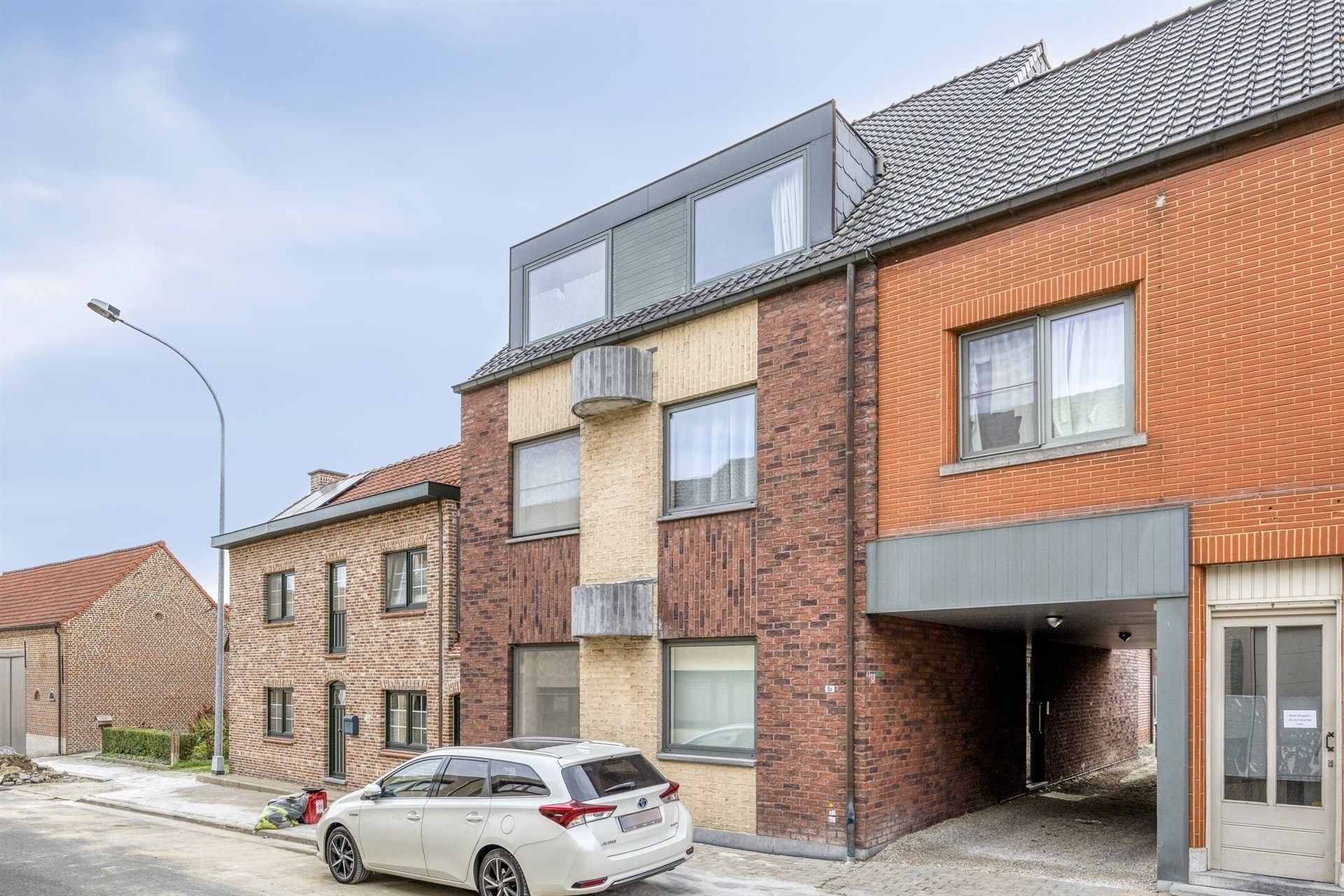Appartement, 90 m², met 2 slpks en garage in Herzele. foto 3
