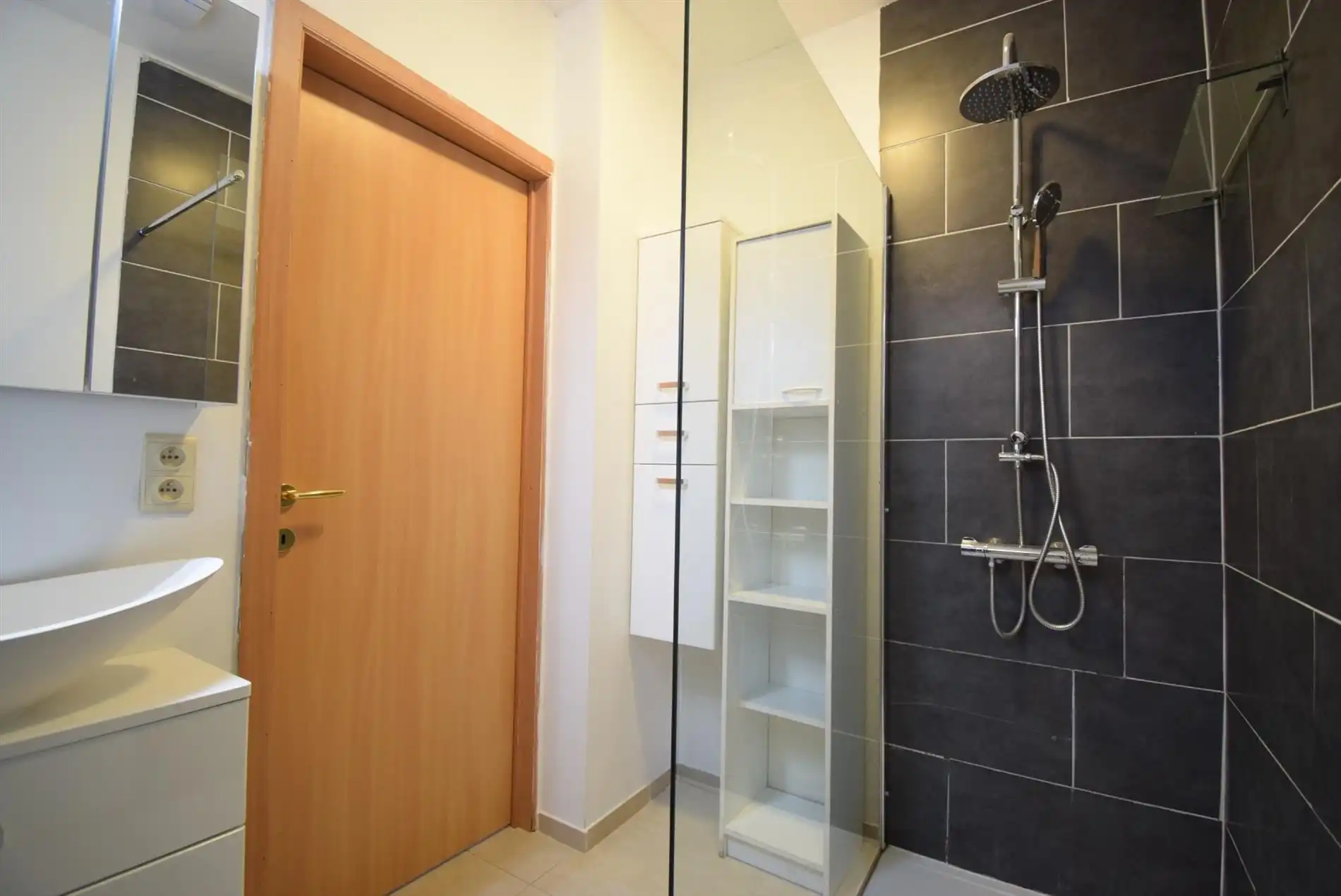 KNUSSE RIJWONING MET KOER foto 7