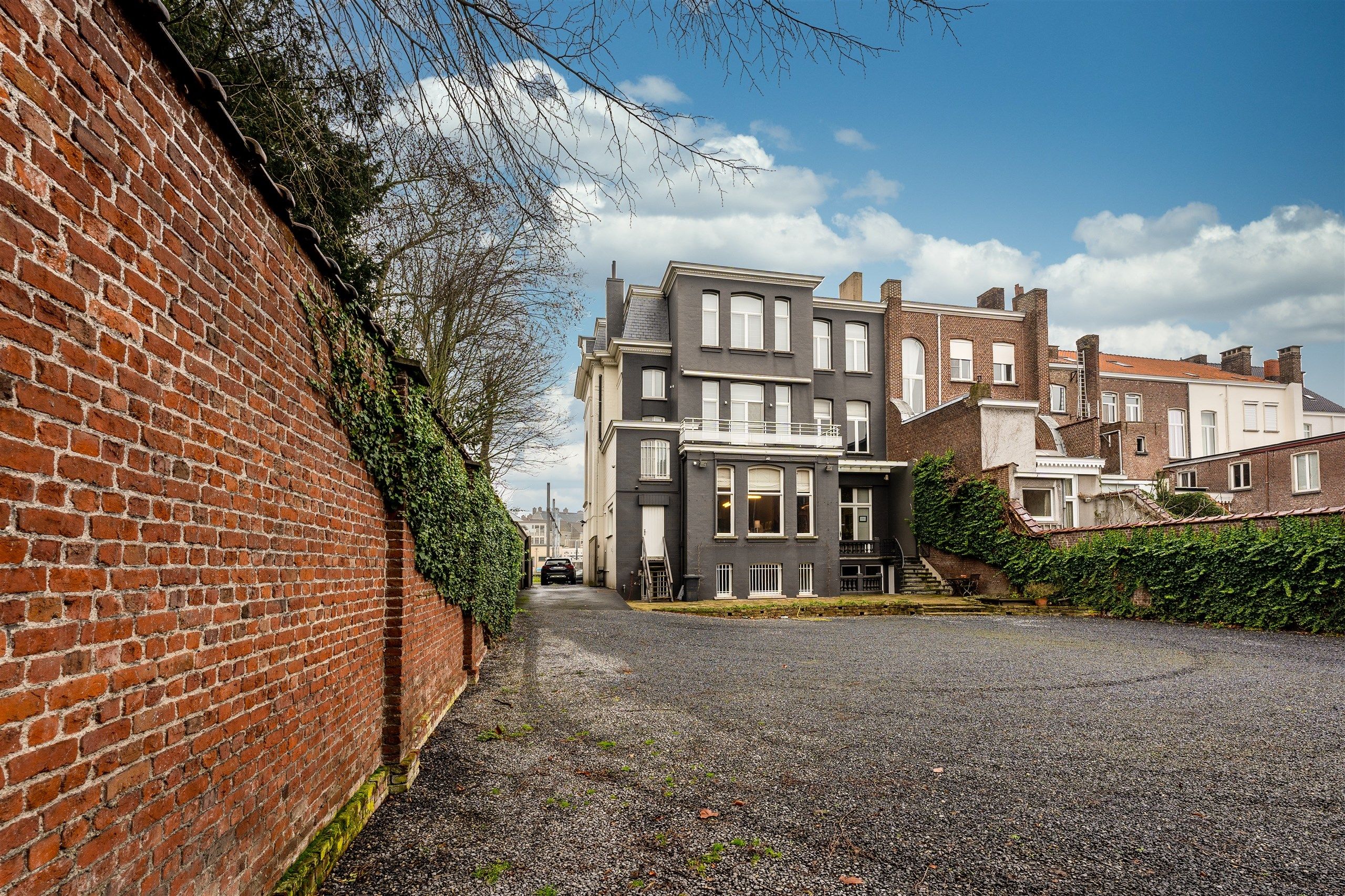 Majesteit in Steen: Imposante eigendom  met 720 m² woonopp ! foto 3