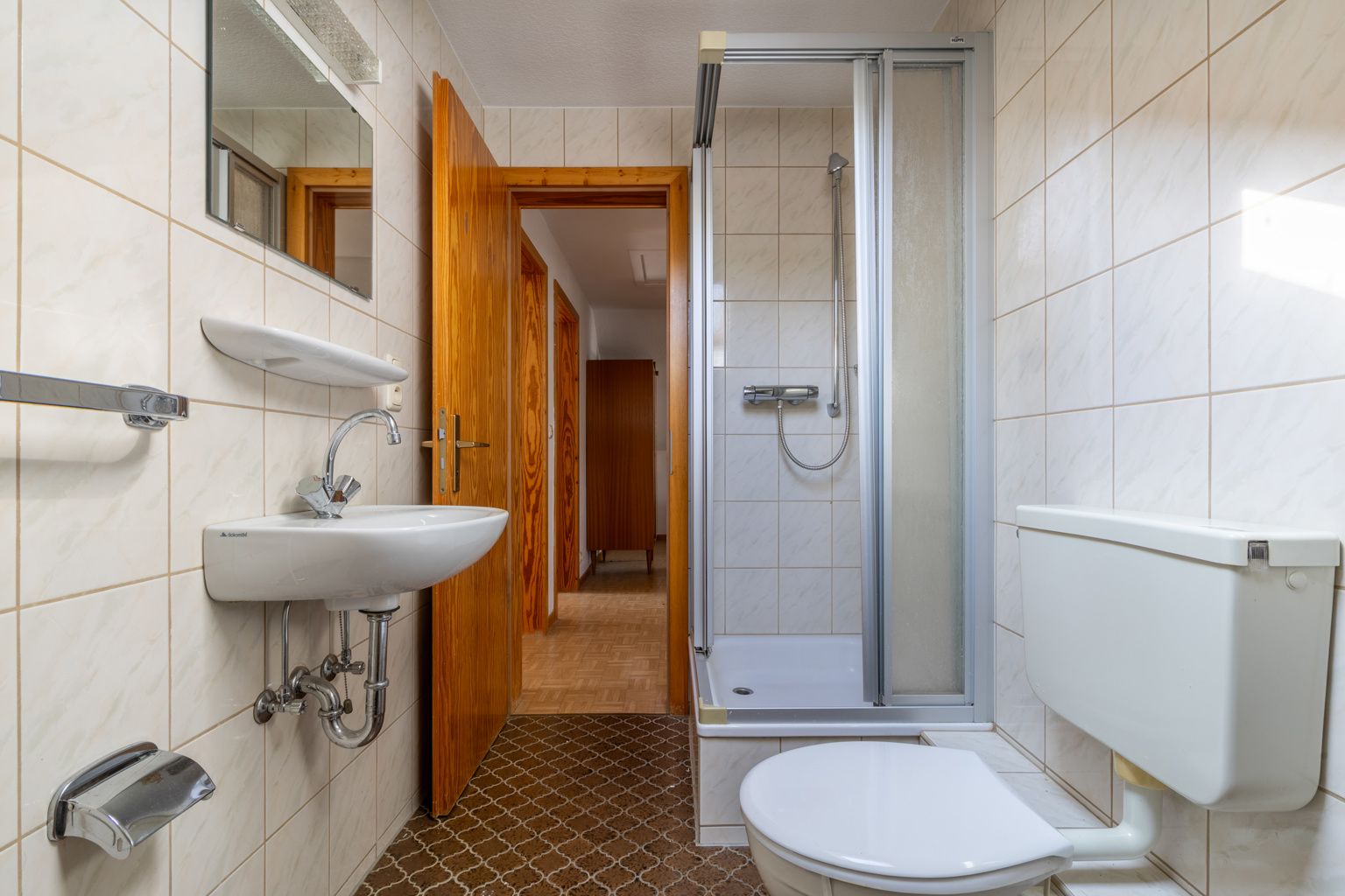 Ruime woning in een oase van groen! foto 16