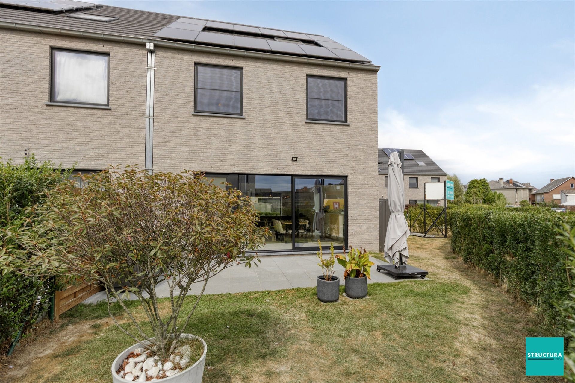 Prachtige nieuwbouwwoning (onder RR-rechten) foto 28