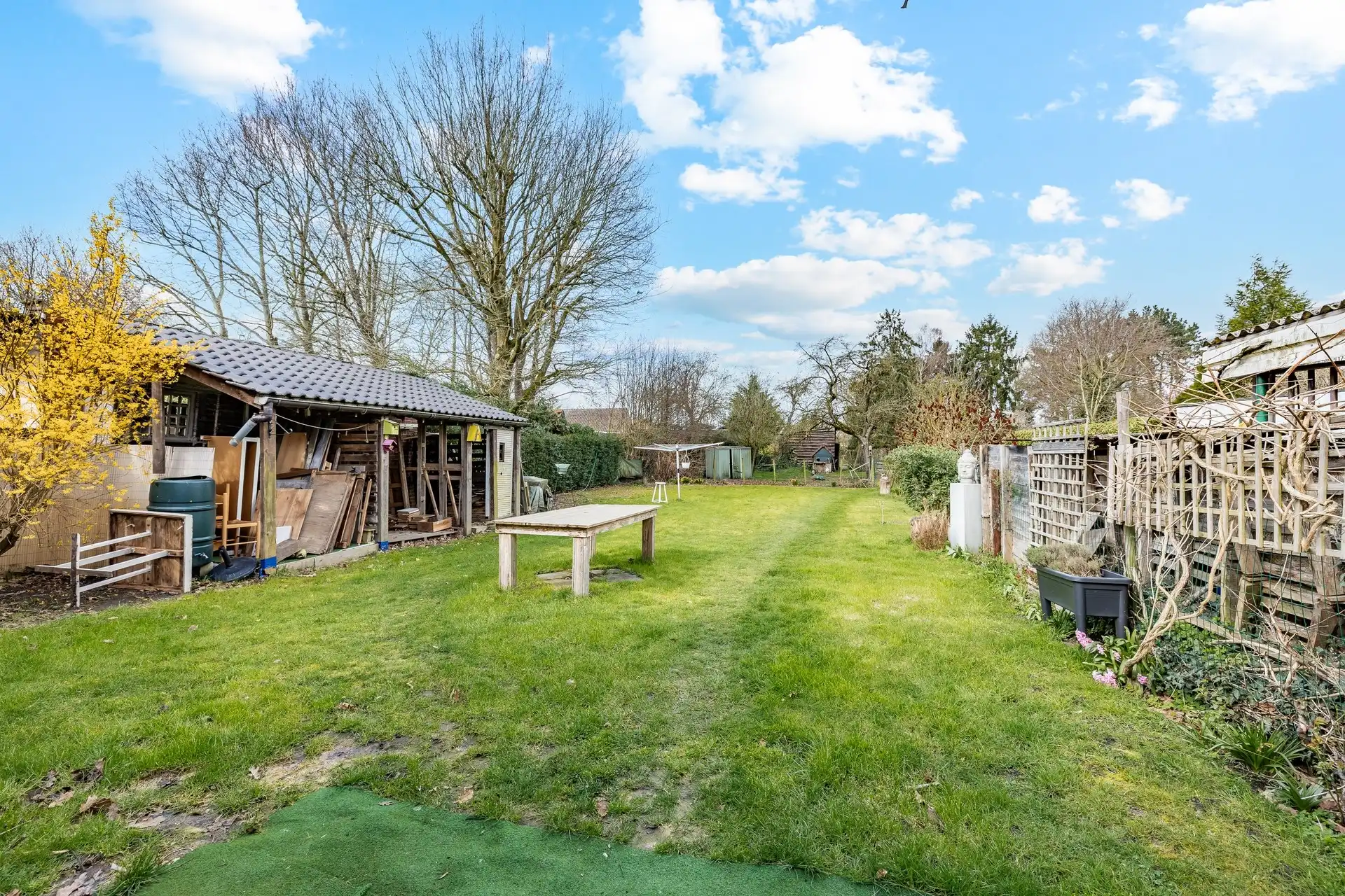 Charmante woning met grote tuin! foto 27