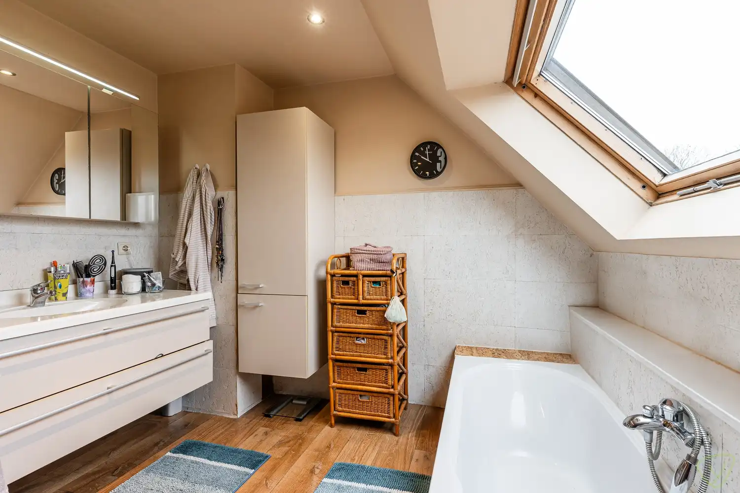 Instapklare halfopen bebouwing in gezellige verkaveling te Eeklo foto 18