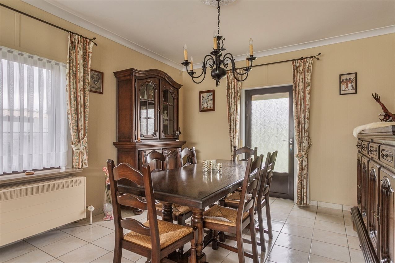 Instapklare woning, 3slk, met weiland 52a foto 9