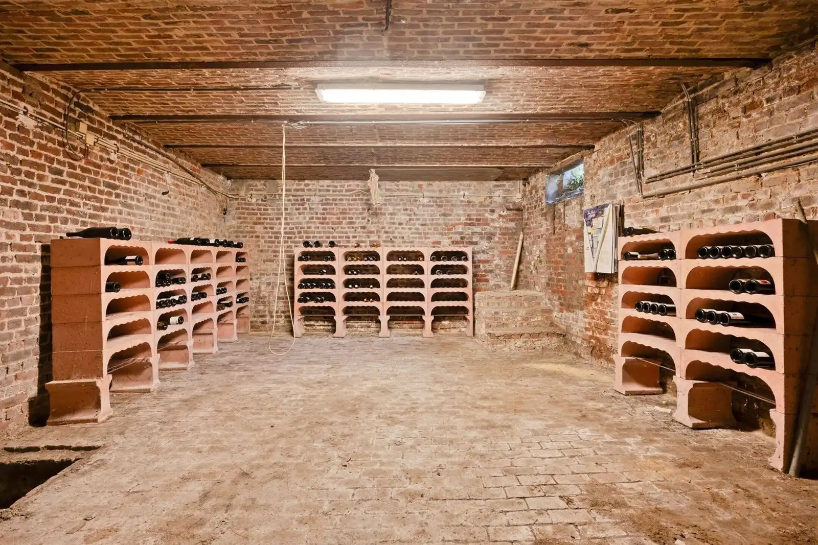 Woning met 5 slaapkamers en polyvalente ruimtes (250m²) foto 33