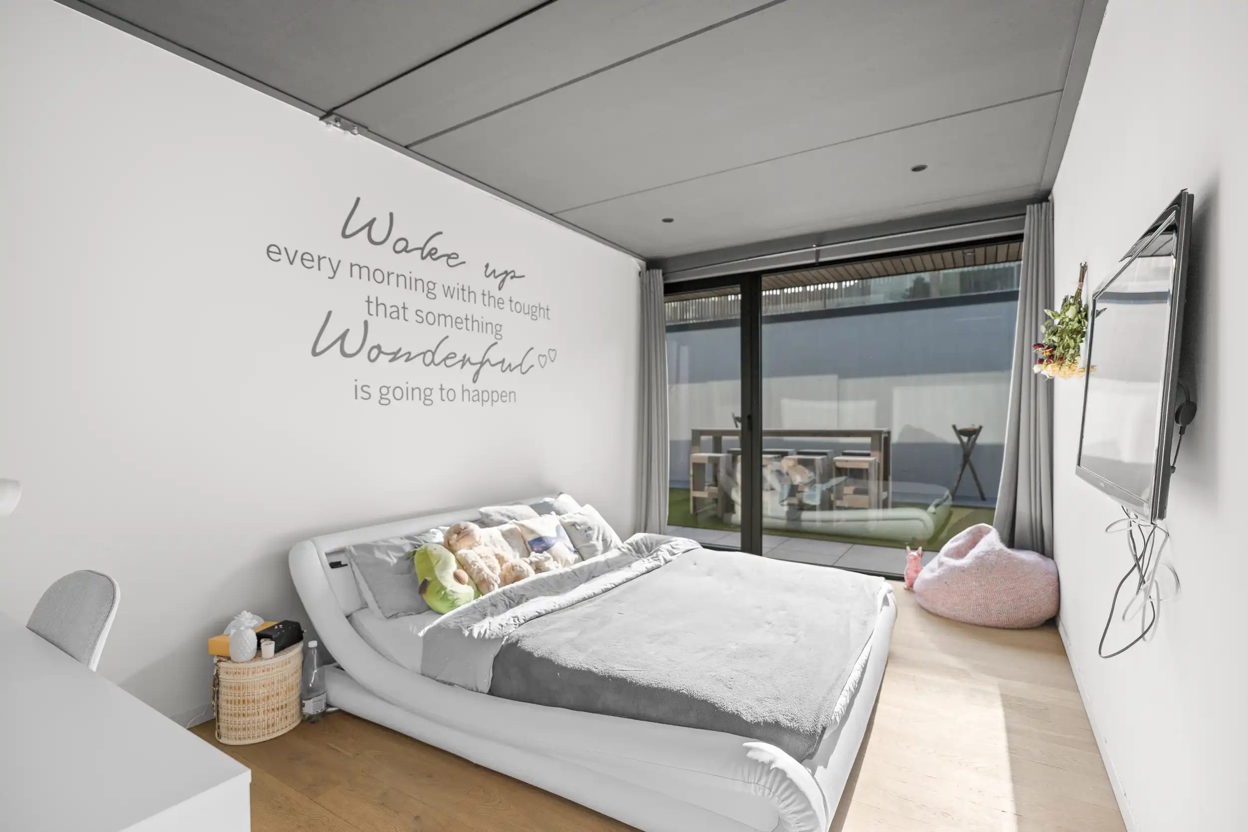 Designvilla in residentiële, doodlopende, woonwijk foto 22