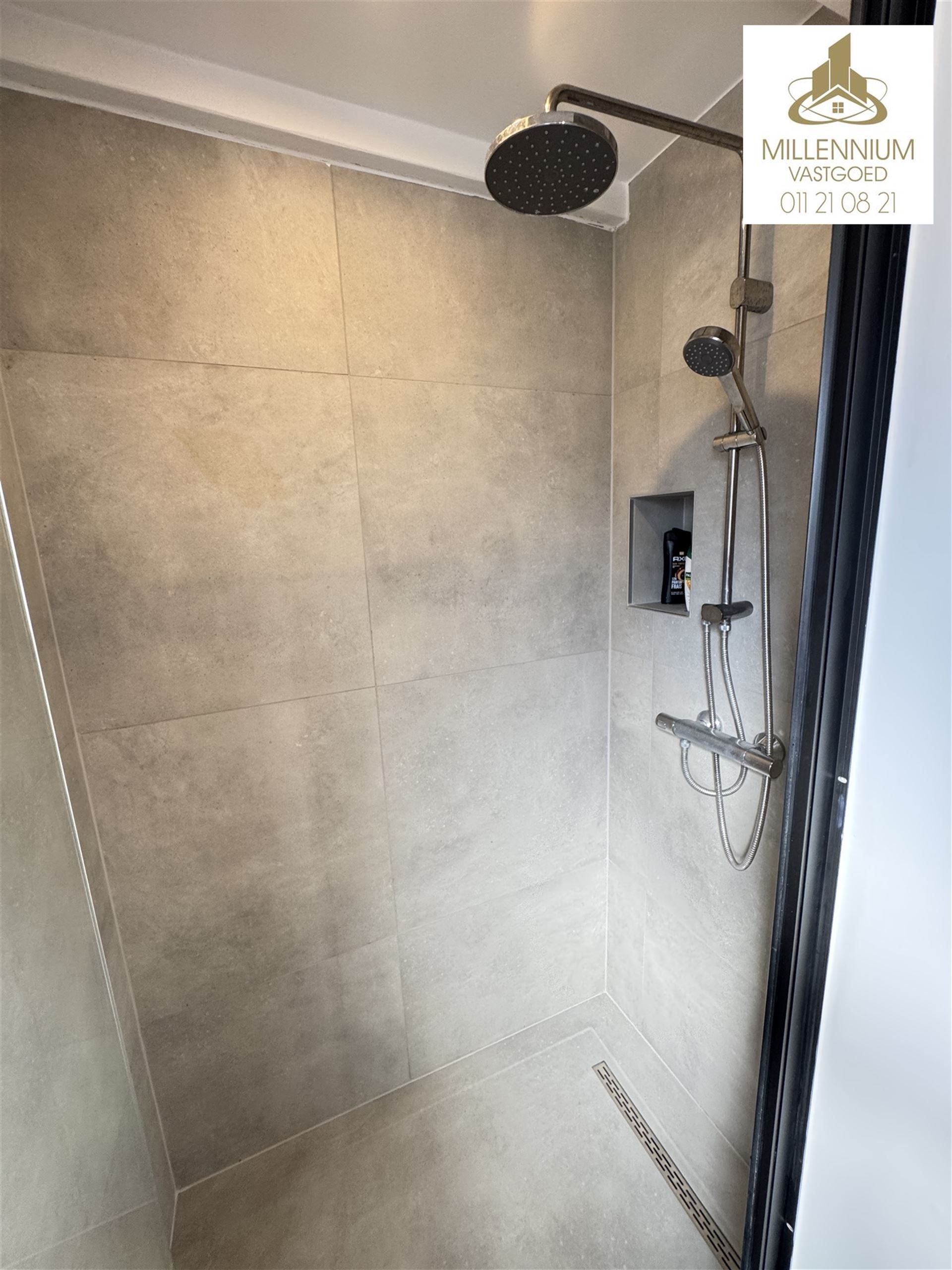 Ruime 5-SLK Woning met bijwoning foto 26