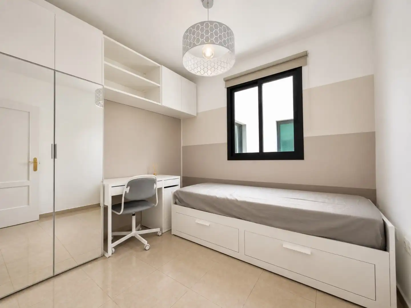 Volledig gerenoveerd appartement in El Galeón, Adeje, Rustig wonen in een woonwijk op Tenerife foto 15