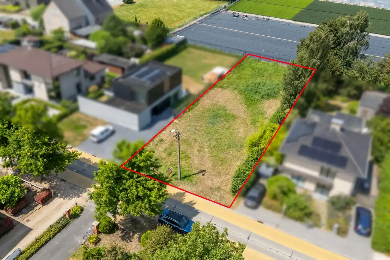 Mooie bouwgrond voor een open woning op wandelafstand van het centrum van Lochristi! foto 2