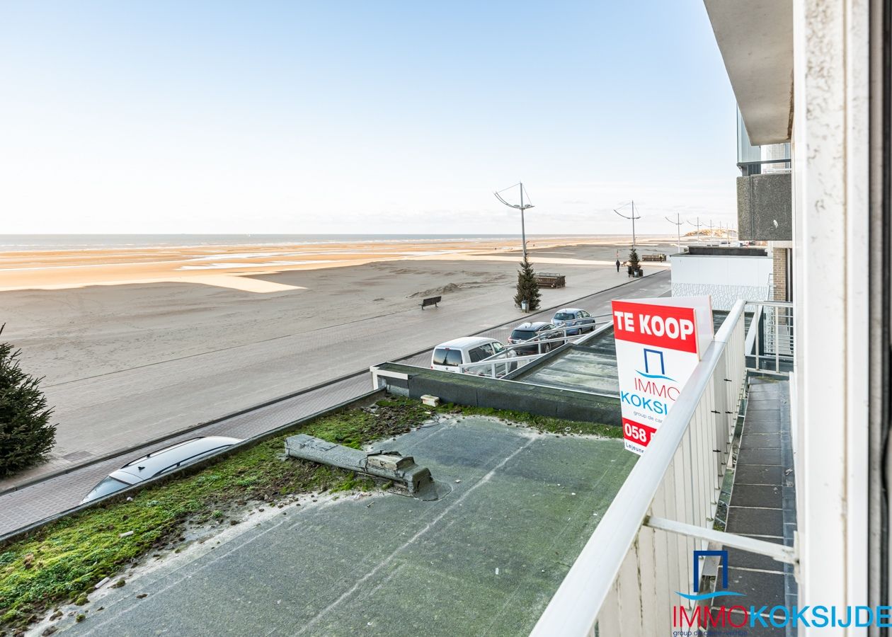 Appartement met 2 slaapkamer op de Zeedijk foto 6