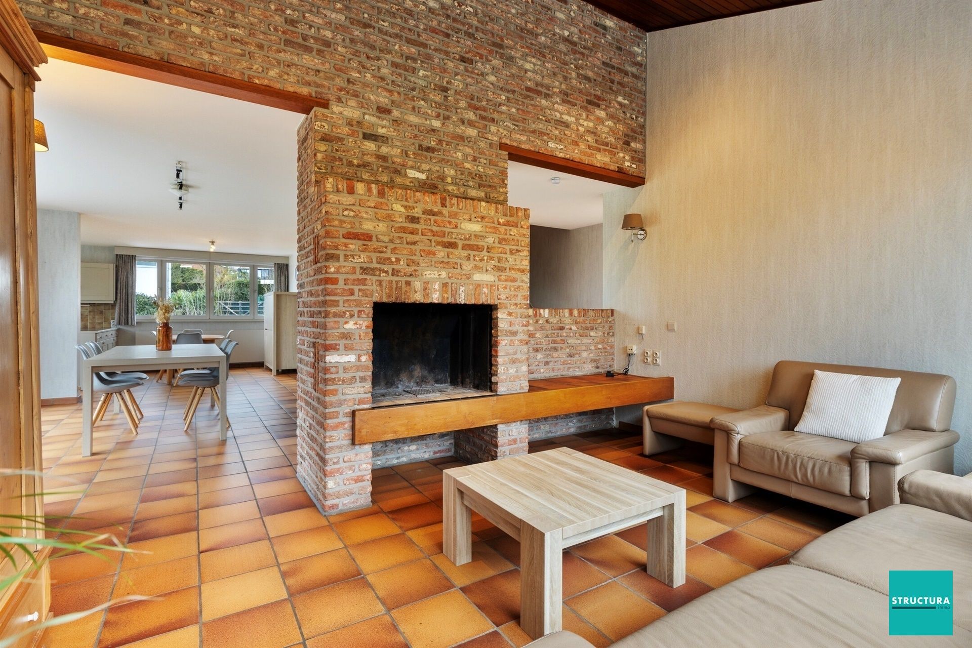 Woning op toplocatie met achterliggend groen foto 6