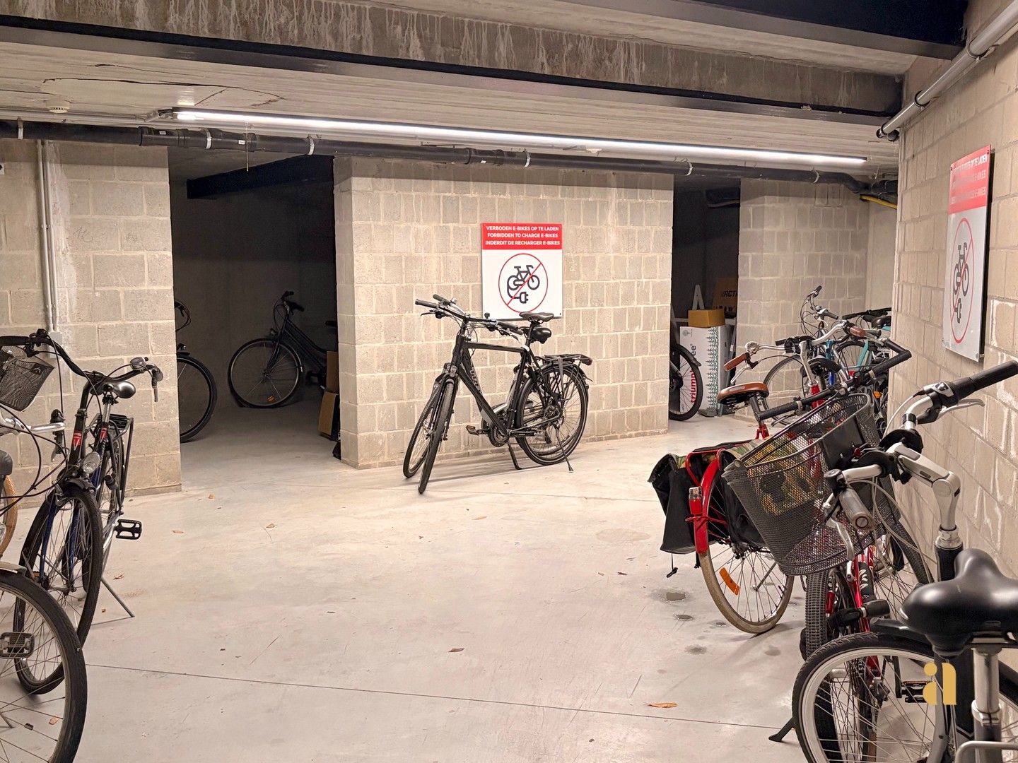 Luxueus gemeubeld appartement te huur foto 16