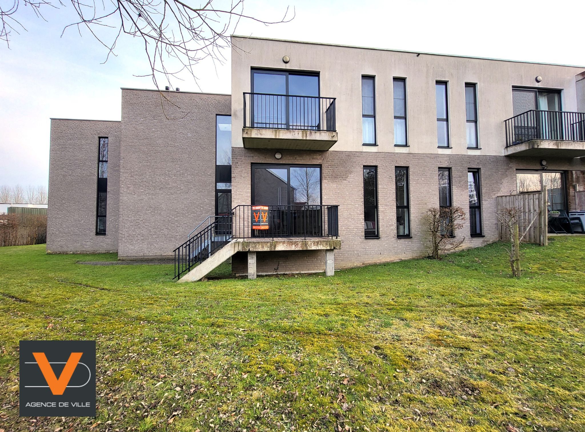 Prachtige assistentiewoning van 74m² met zonnig terras en gemeenschappelijk tuin, veel lichtinval! foto {{pictureIndex}}