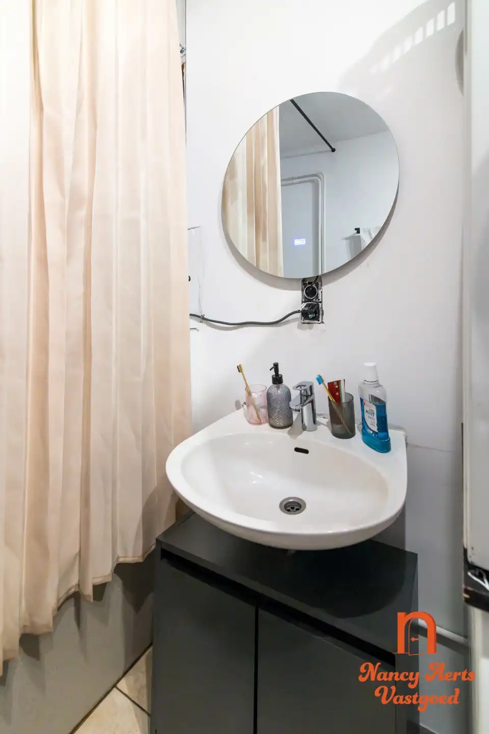 Gezellige bungalow met tuin en renovatiekansen in Koersel foto 26