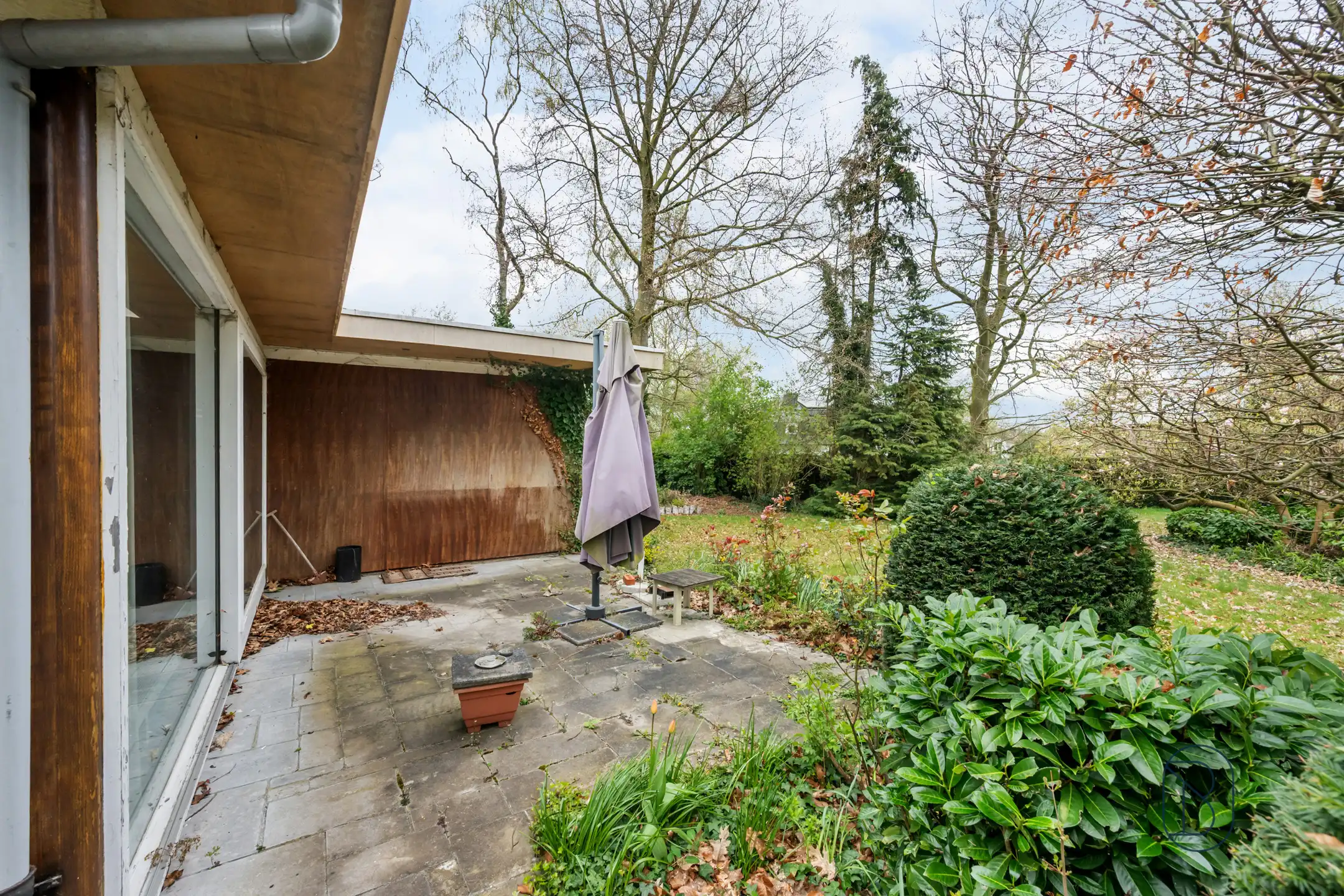 Topgelegen in de Rodenburg: te renoveren/af te breken villa foto 29
