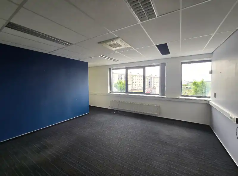 Kantoorruimte te huur foto 3