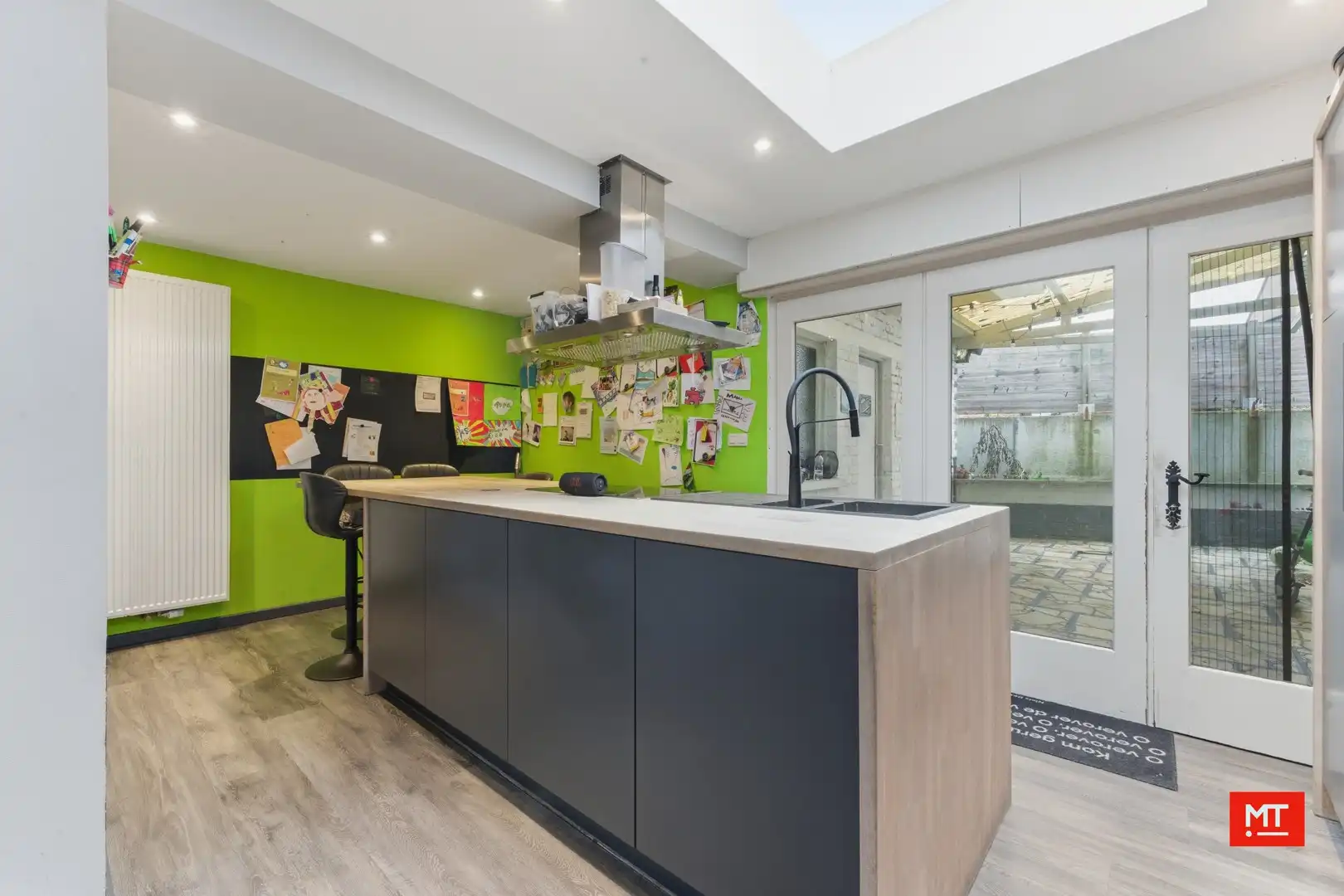 Bijzonder ruime woning met atelier in het centrum Zonnebeke foto 9