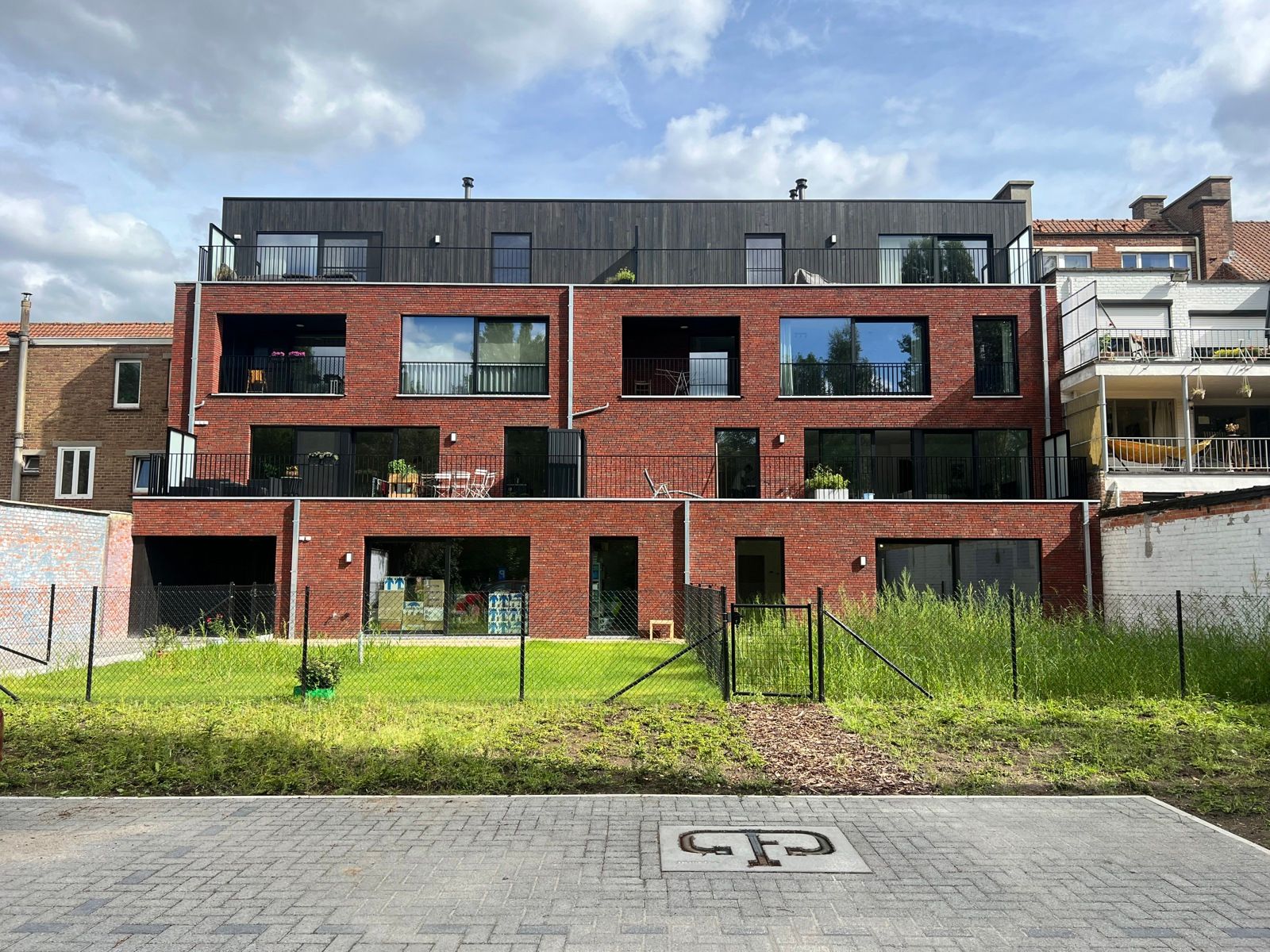 Ruim nieuwbouwappartement foto 4