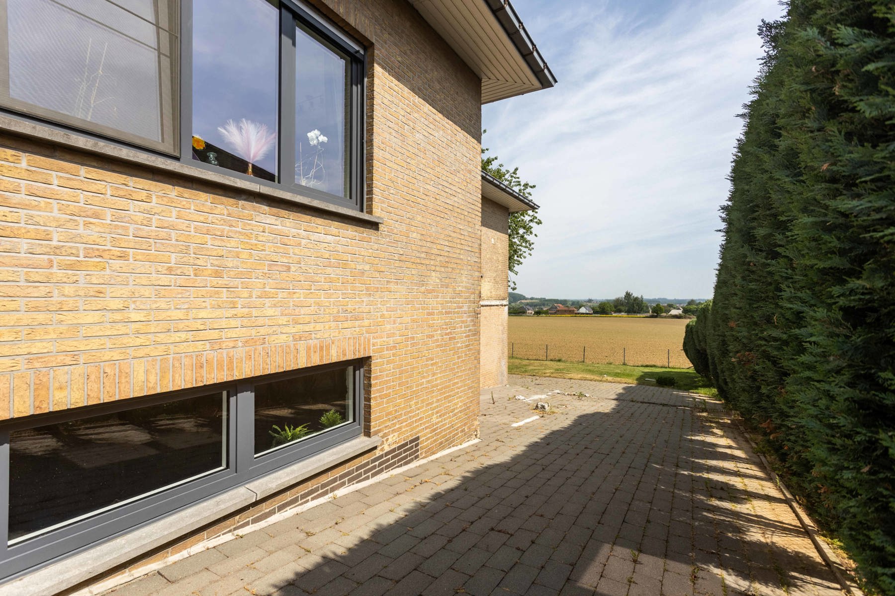 Rustig gelegen vrijstaande bungalow met 3 slaapkamers  foto 25