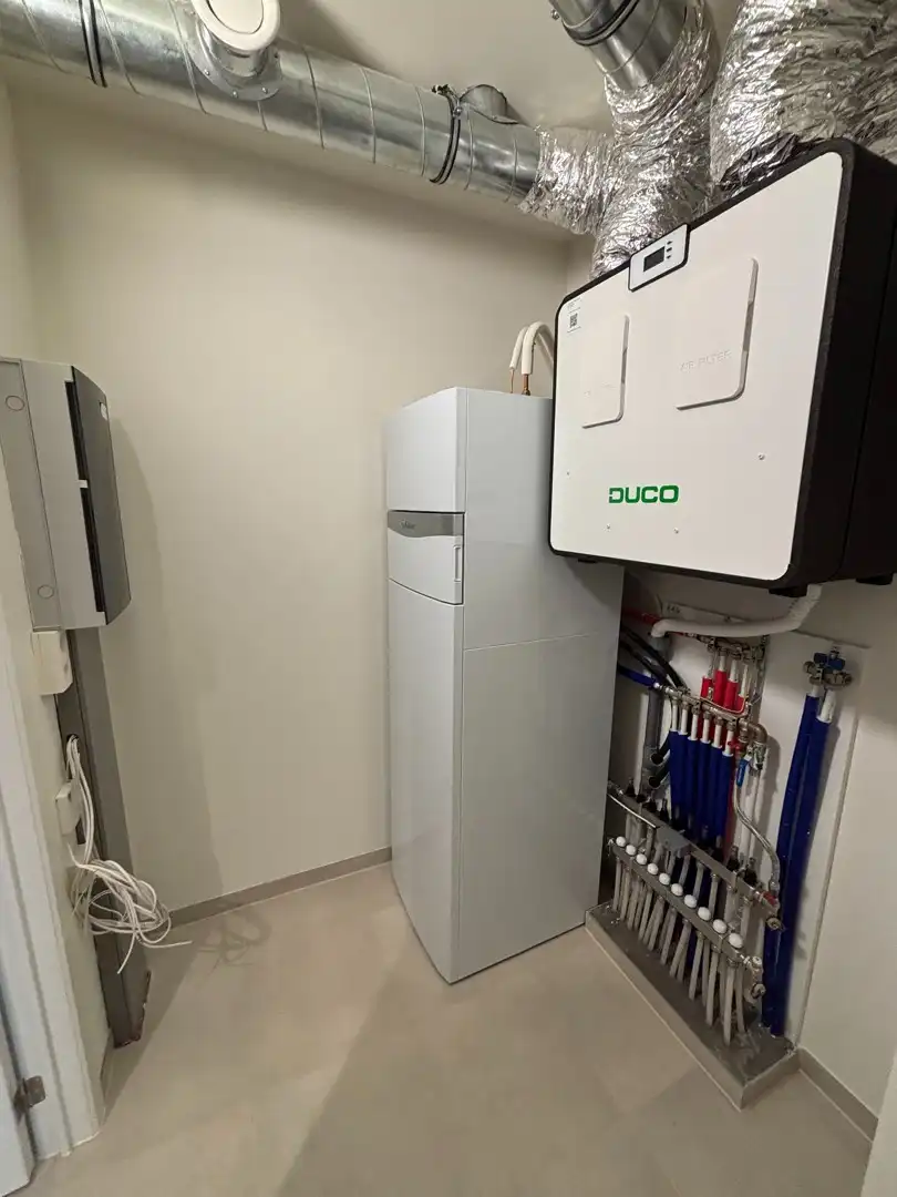 Nieuwbouw 2-slaapkamerappartement met terras foto 21