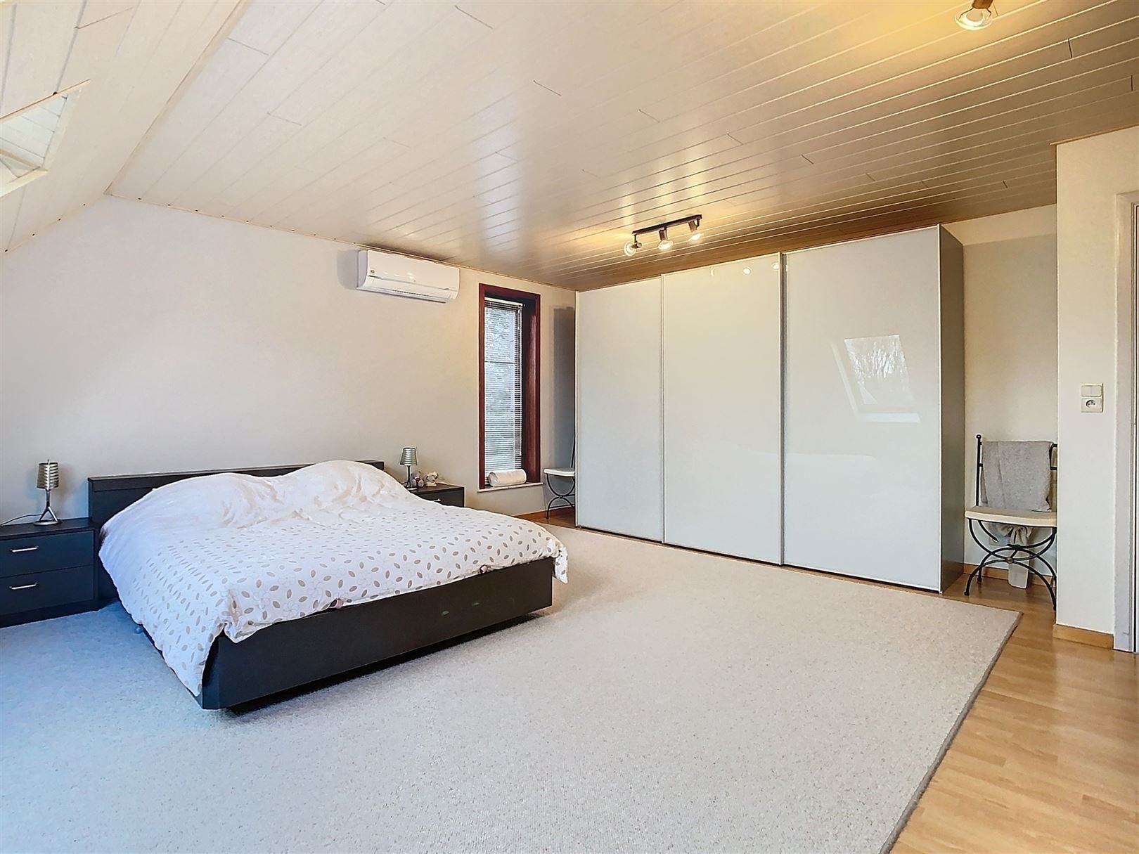 Ruime vrijstaande woning, 4 slpks, garage, tuin, 26a 17ca foto 45